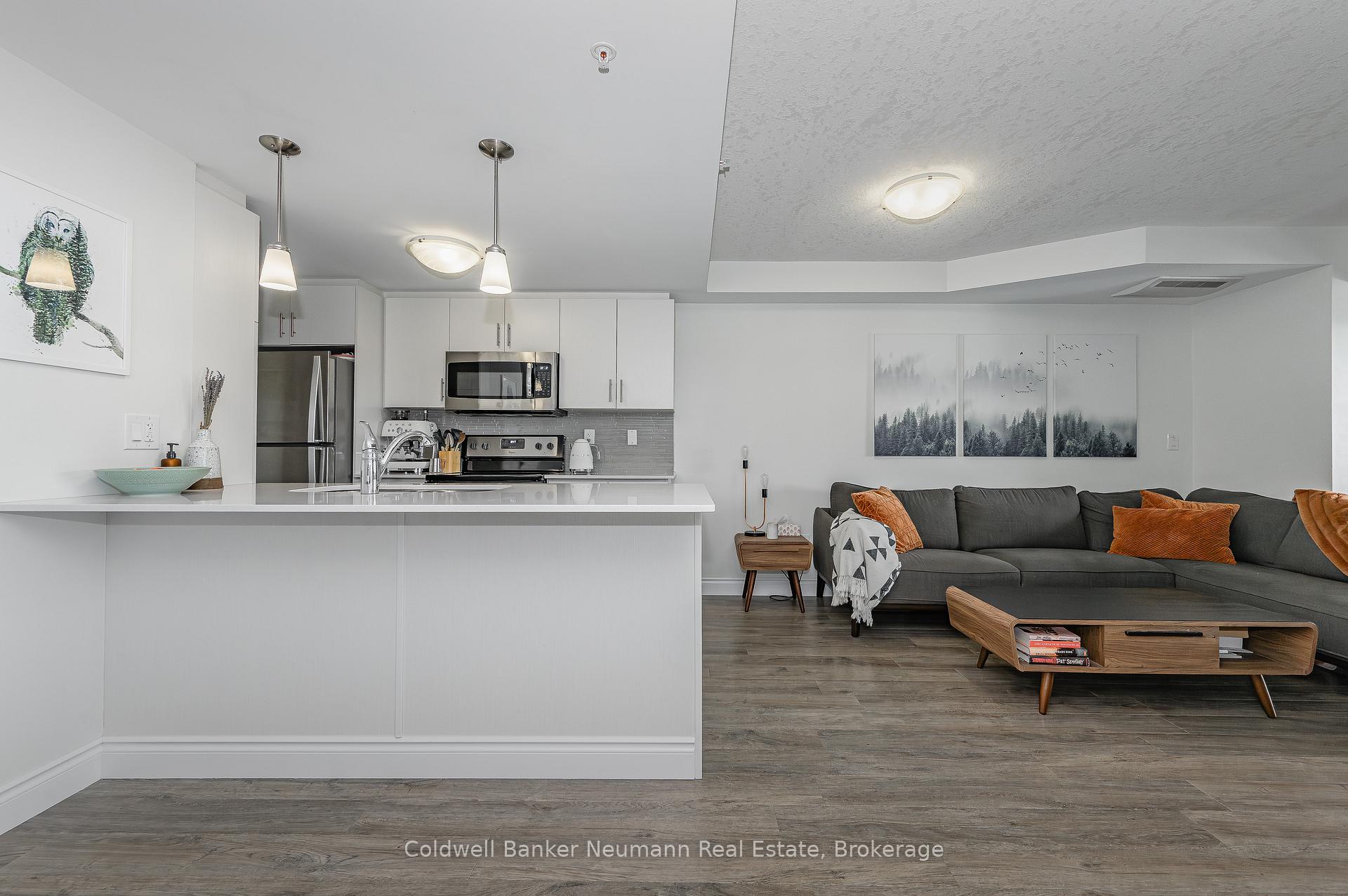 Photo 8 of Unit 403, 17 Kay Crescent, Guelph, Pineridge/Westminster Woods — HOMEH