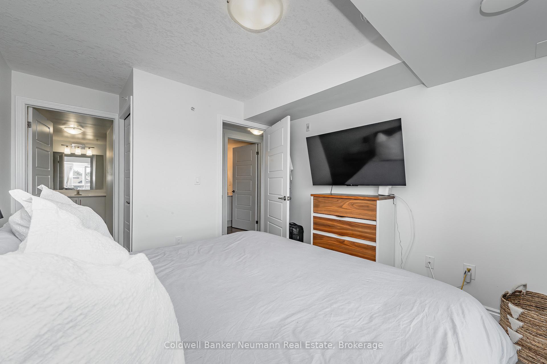 Photo 22 of Unit 403, 17 Kay Crescent, Guelph, Pineridge/Westminster Woods — HOMEH