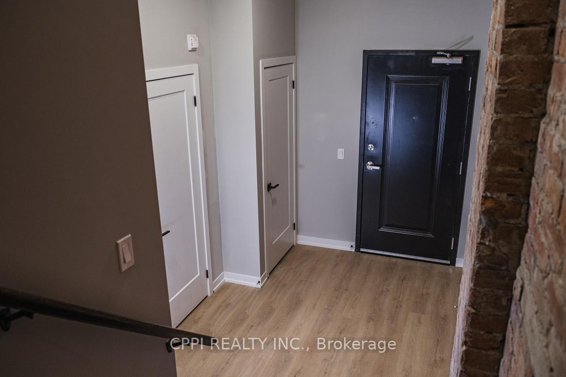 Front of Unit 216, 140 Simcoe Street