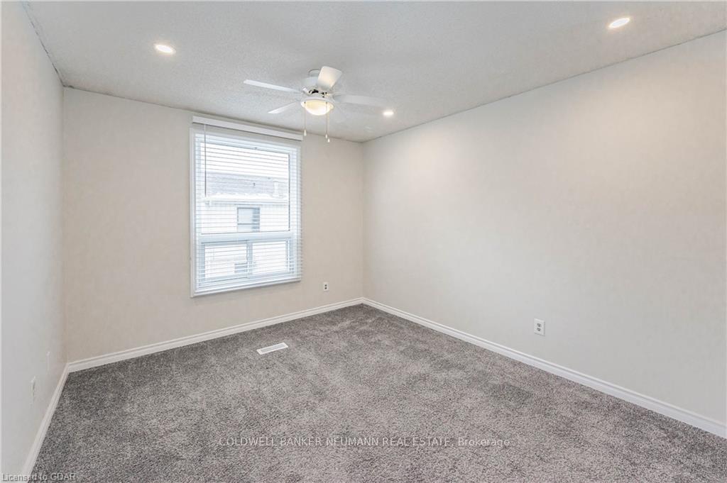 Photo 6 of Unit 7, 125 Janefield Avenue, Guelph, Dovercliffe Park/Old University — HOMEH