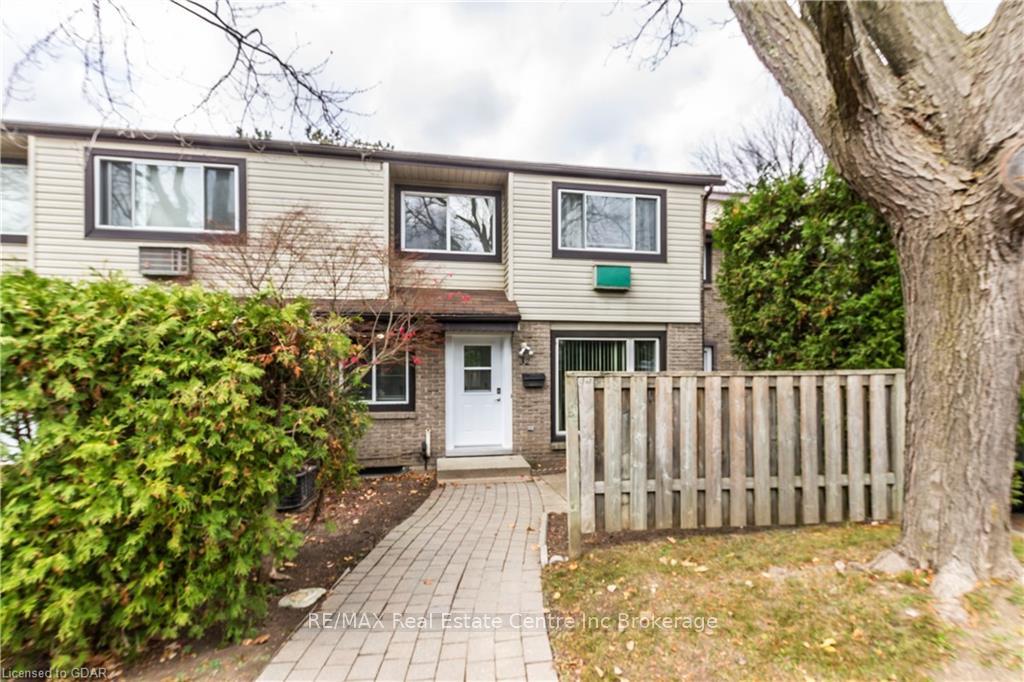 Photo 1 of 32 Wilsonview Avenue, Guelph, Dovercliffe Park/Old University — HOMEH