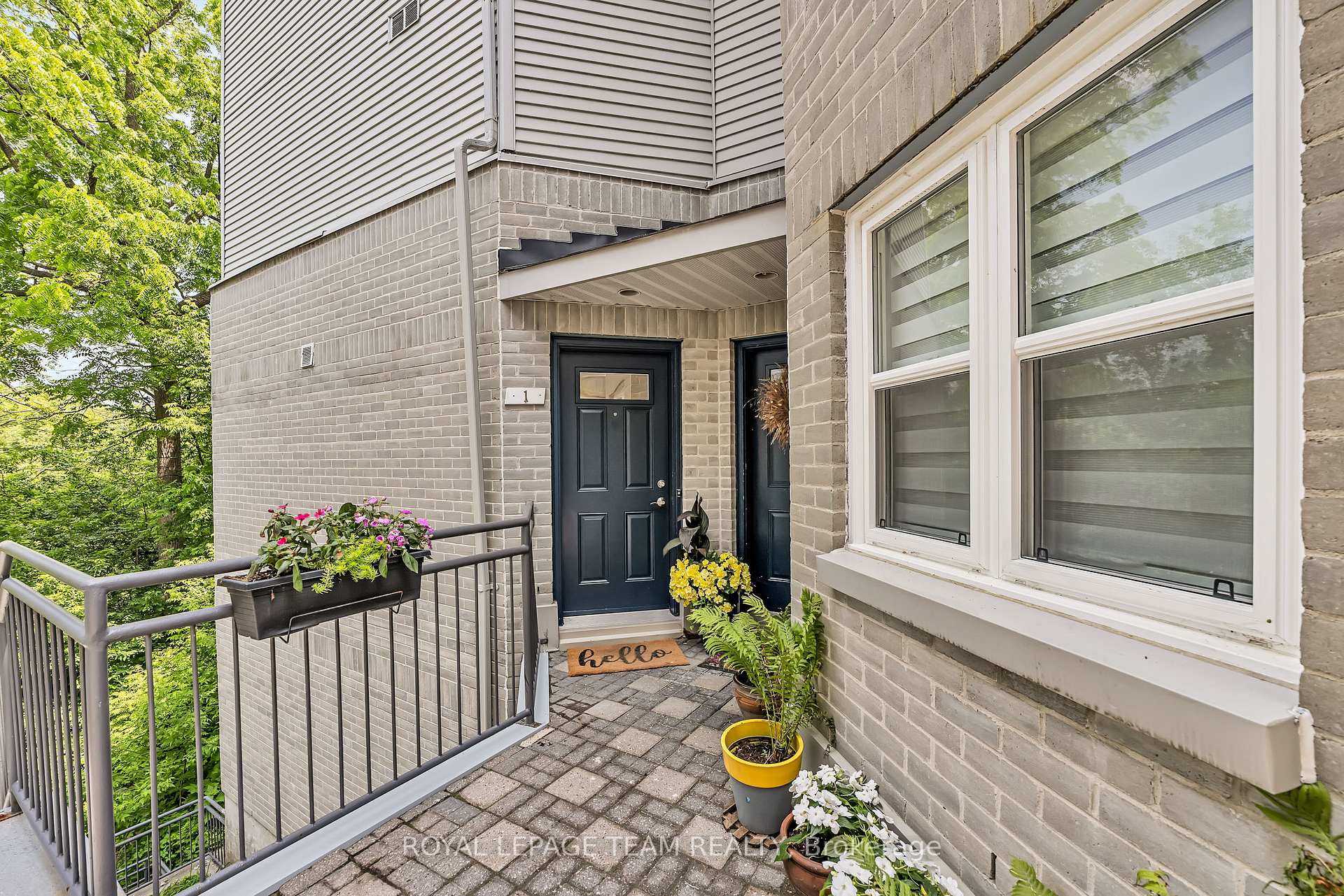 Photo 2 of Unit 1, 1121 Bavlie Avenue, Ottawa, Billings Bridge — HOMEH