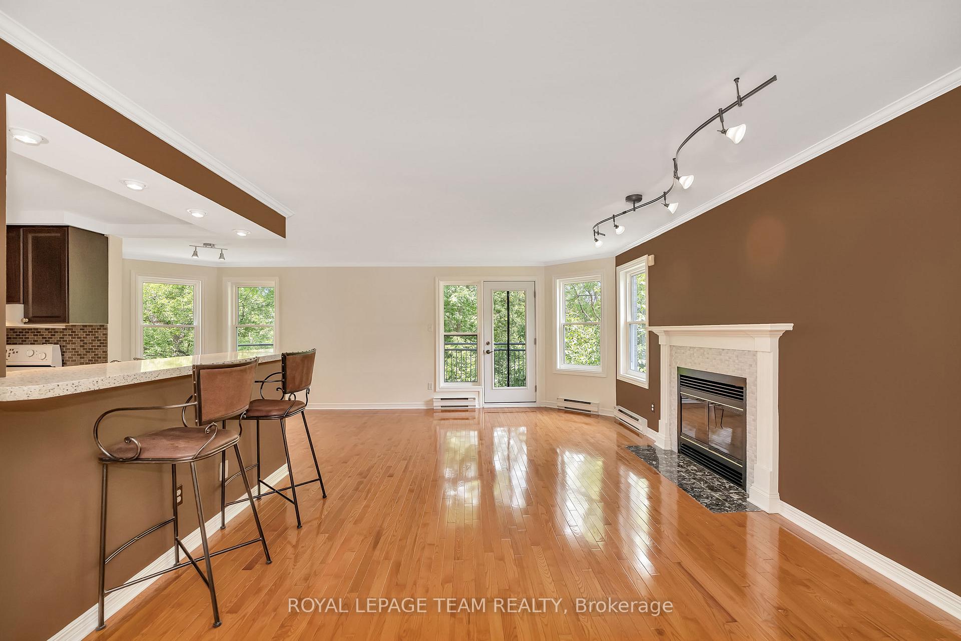 Photo 10 of Unit 1, 1121 Bavlie Avenue, Ottawa, Billings Bridge — HOMEH