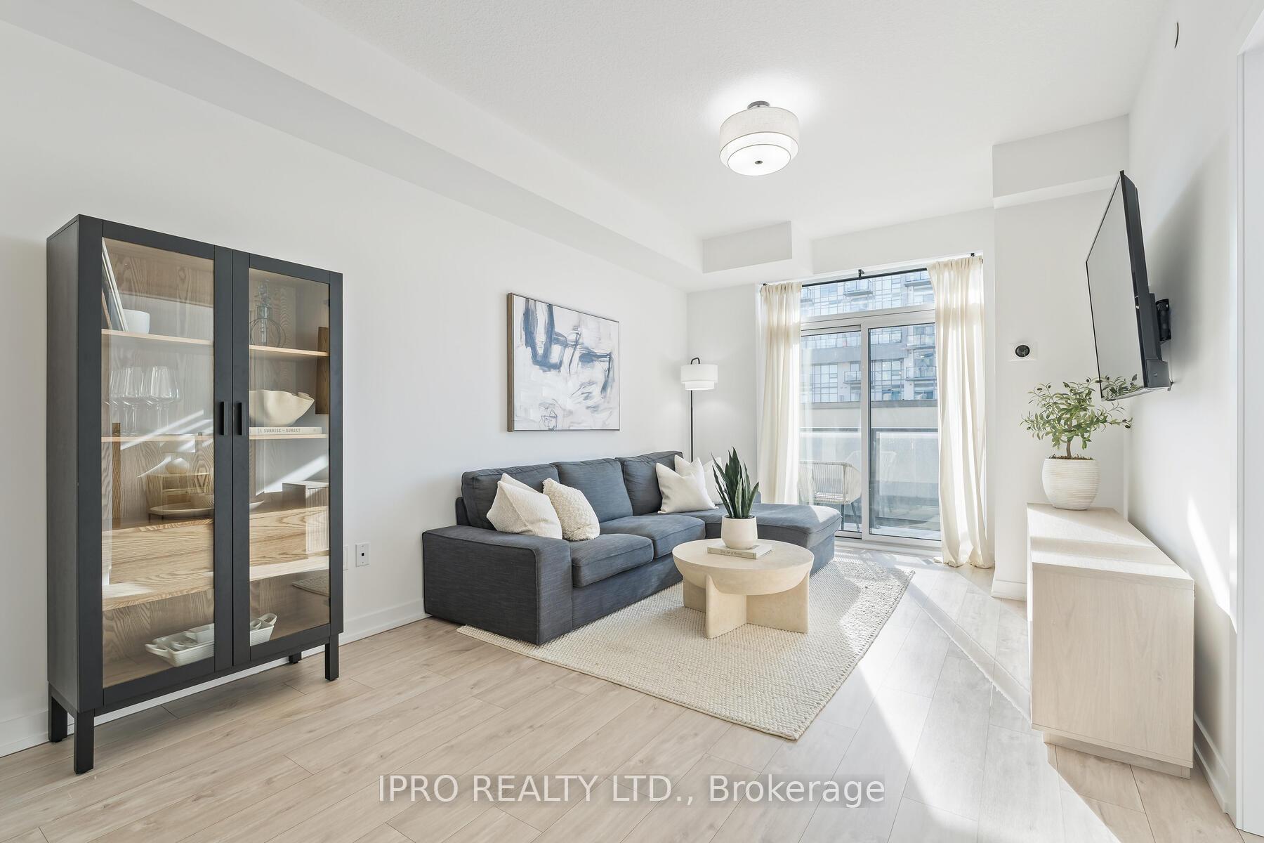 Photo 2 of Unit 601, 460 Dundas Street E, Hamilton, Waterdown — HOMEH