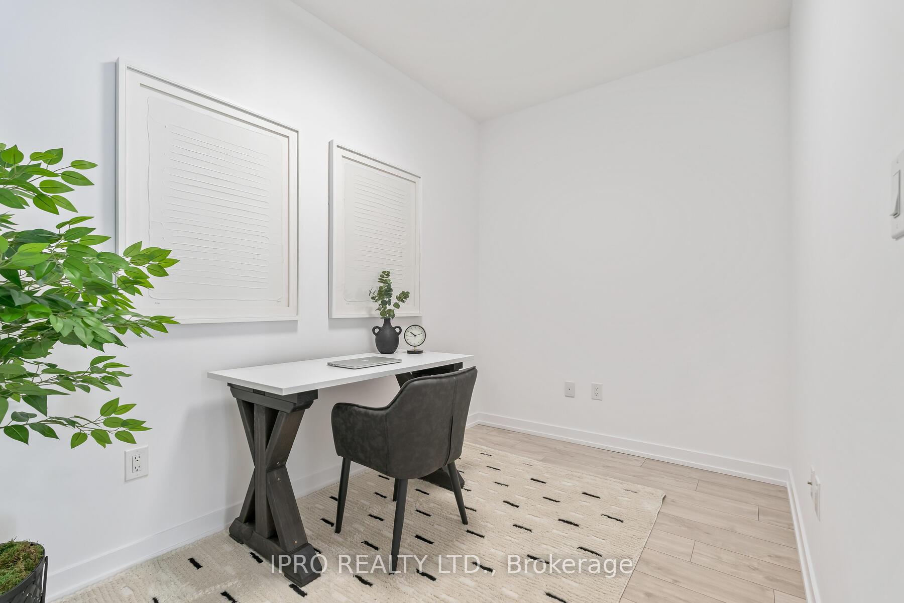Photo 10 of Unit 601, 460 Dundas Street E, Hamilton, Waterdown — HOMEH