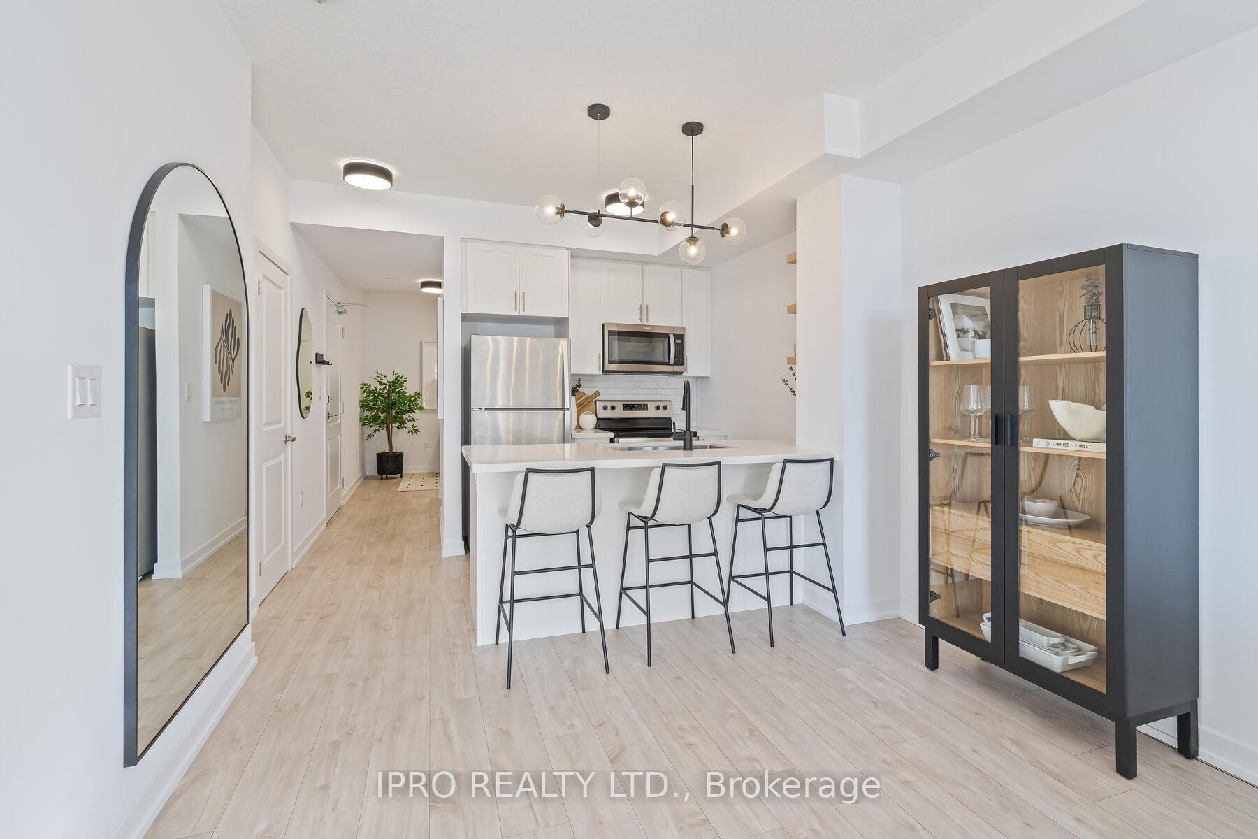 Photo 16 of Unit 601, 460 Dundas Street E, Hamilton, Waterdown — HOMEH