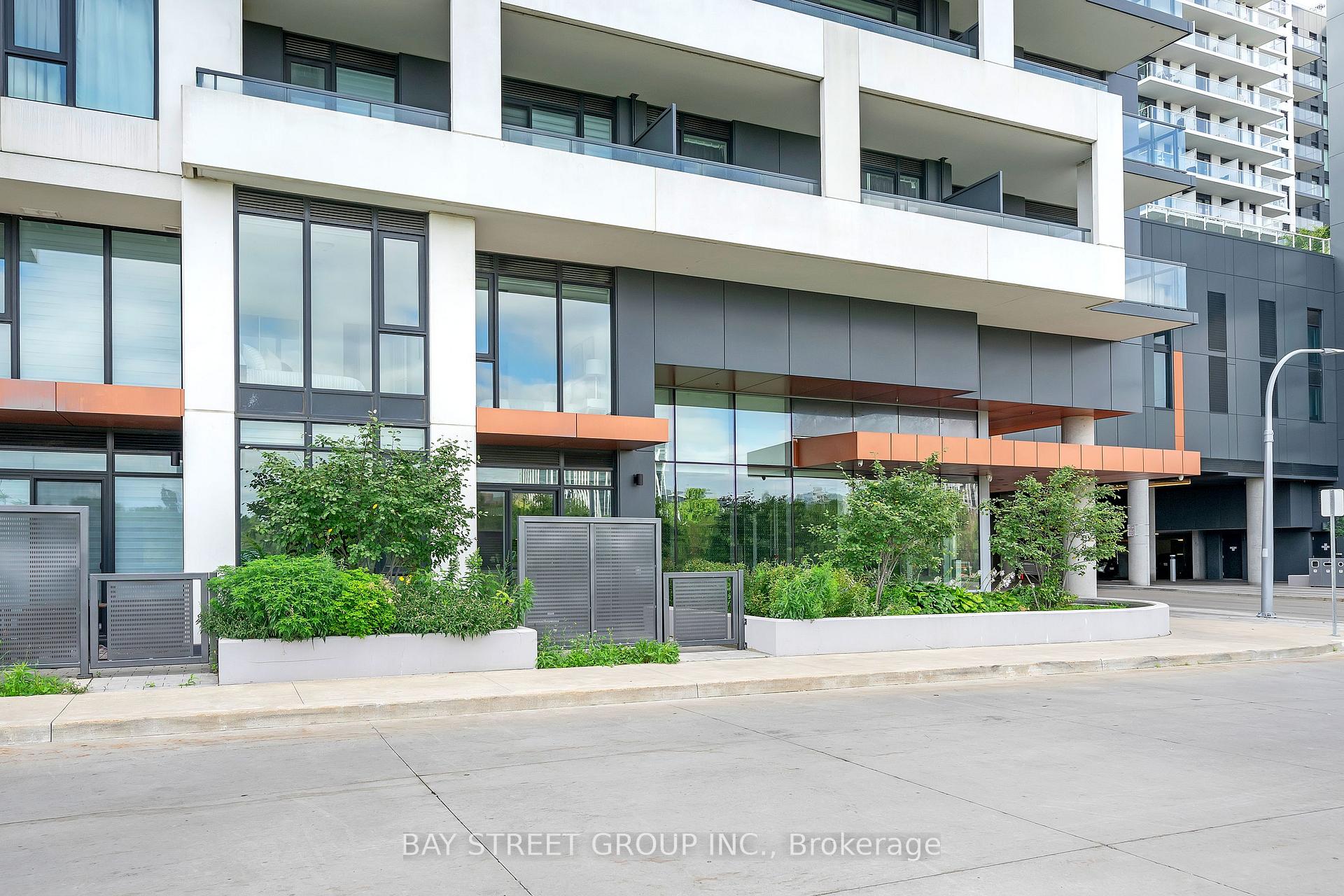 Photo 4 of Unit 107, 18 Rouge Valley Drive, Markham, Unionville — HOMEH