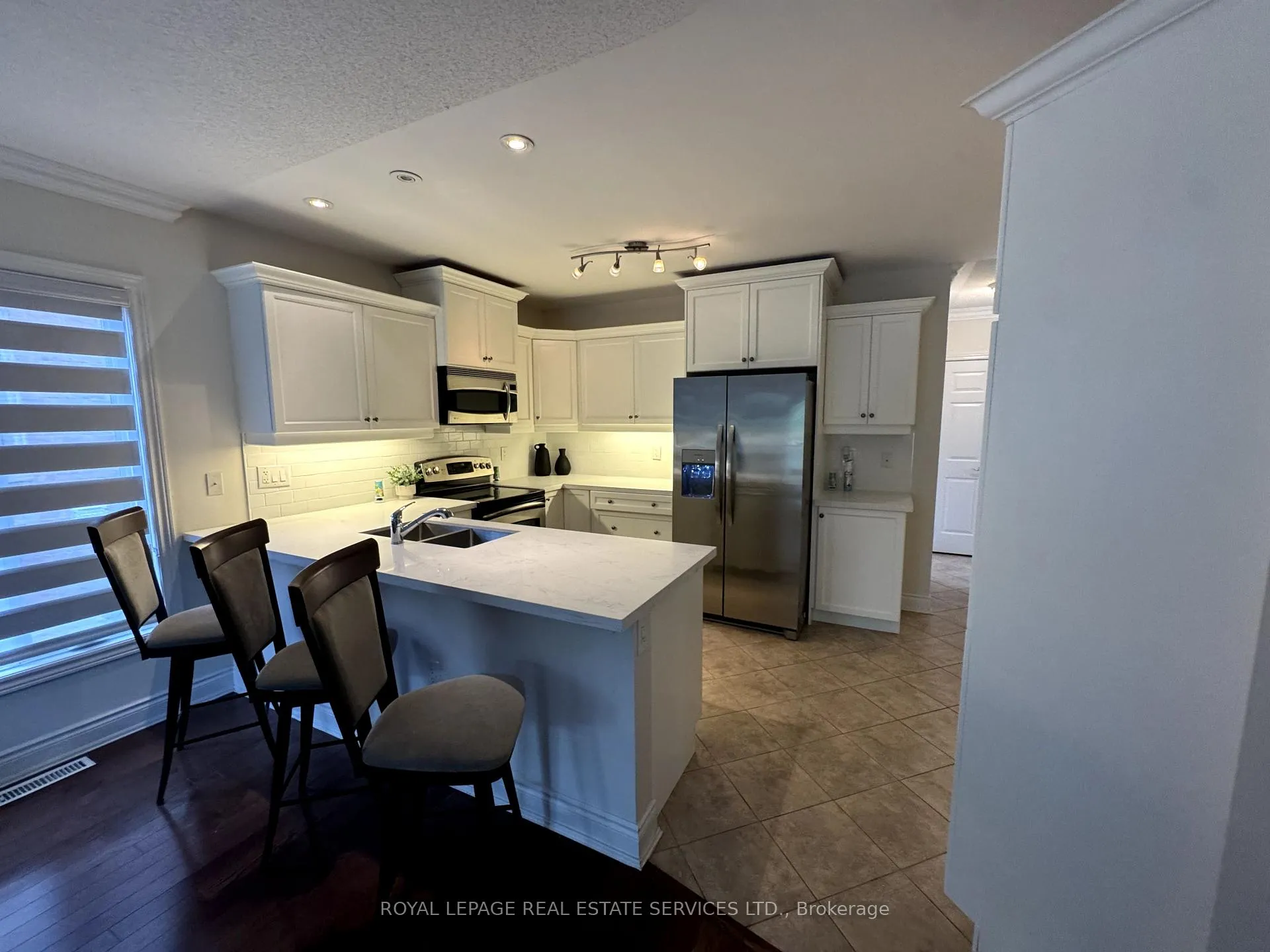 Photo 5 of 62 Renaissance Point, New Tecumseth, Rural New Tecumseth — HOMEH