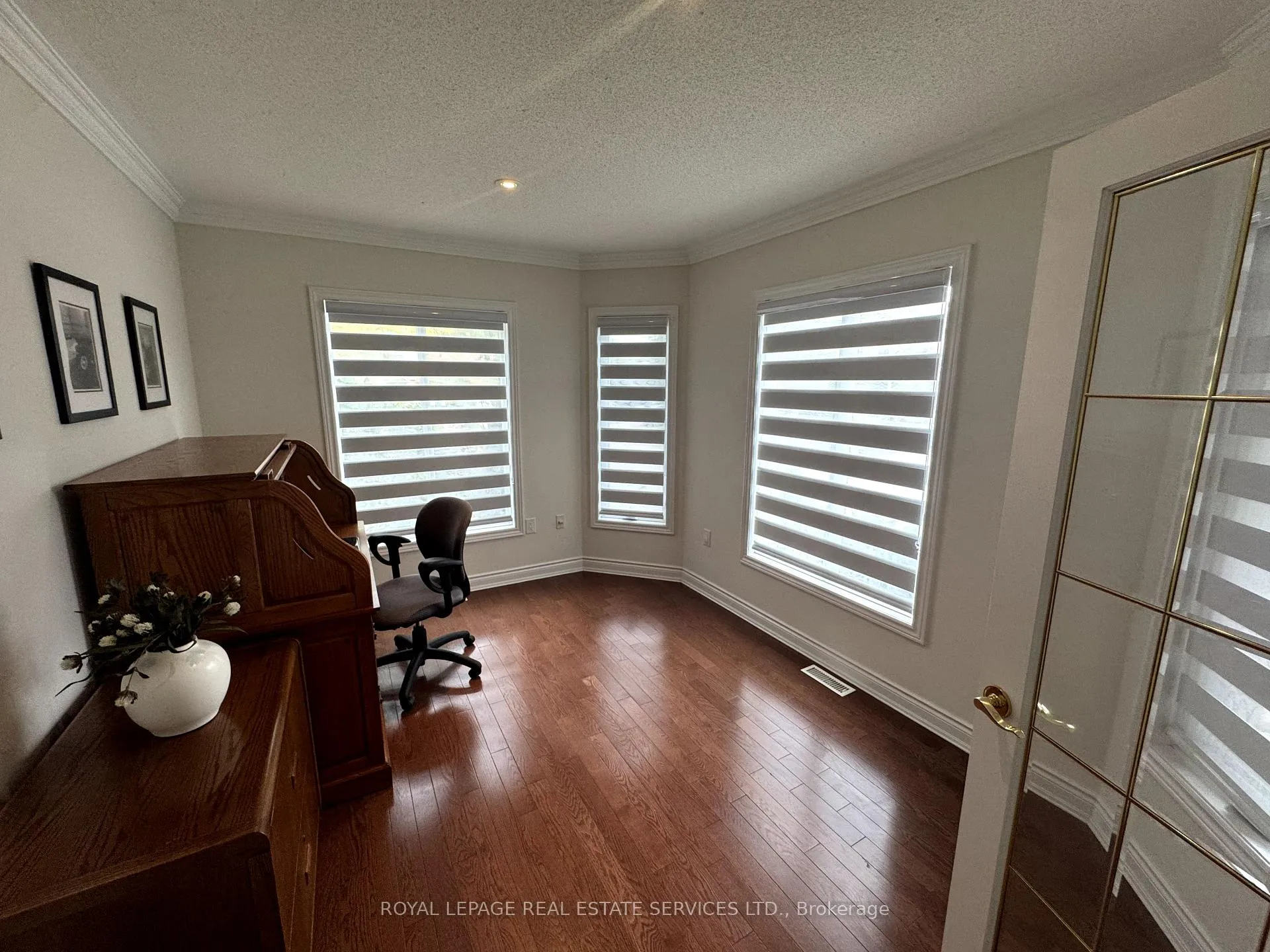 Photo 7 of 62 Renaissance Point, New Tecumseth, Rural New Tecumseth — HOMEH