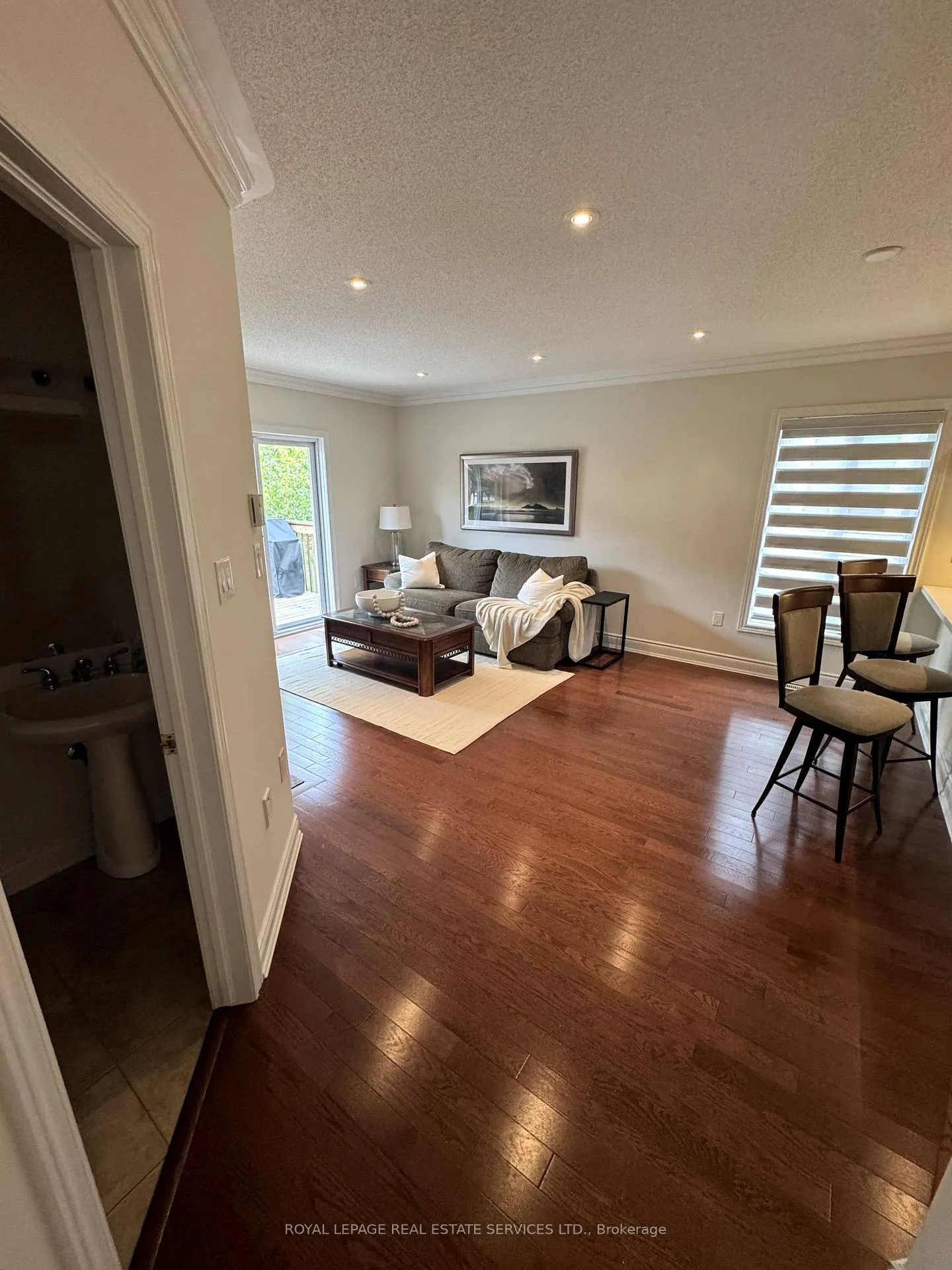 Photo 10 of 62 Renaissance Point, New Tecumseth, Rural New Tecumseth — HOMEH