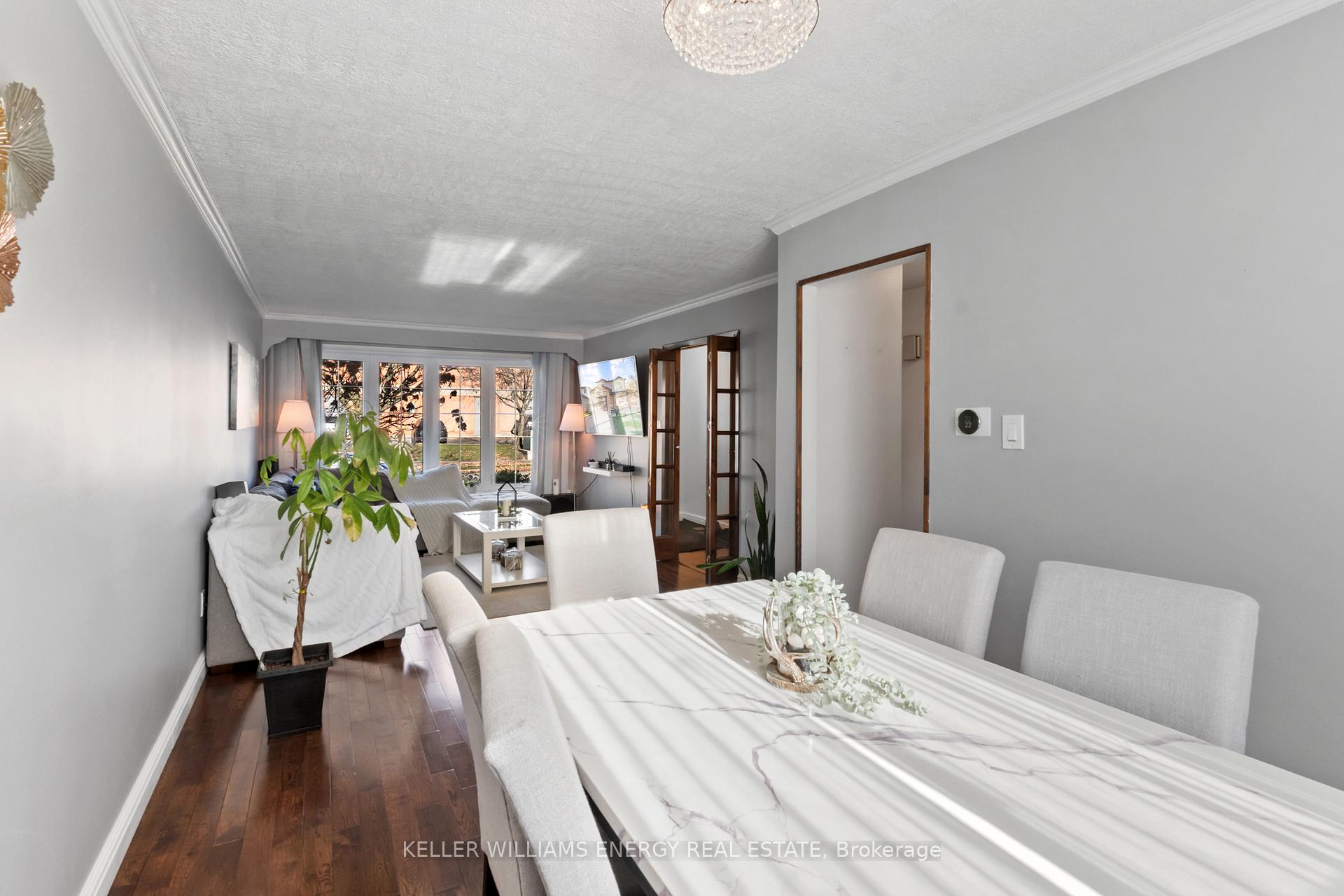 Photo 8 of 11 Hobbs Drive, Clarington, Bowmanville — HOMEH