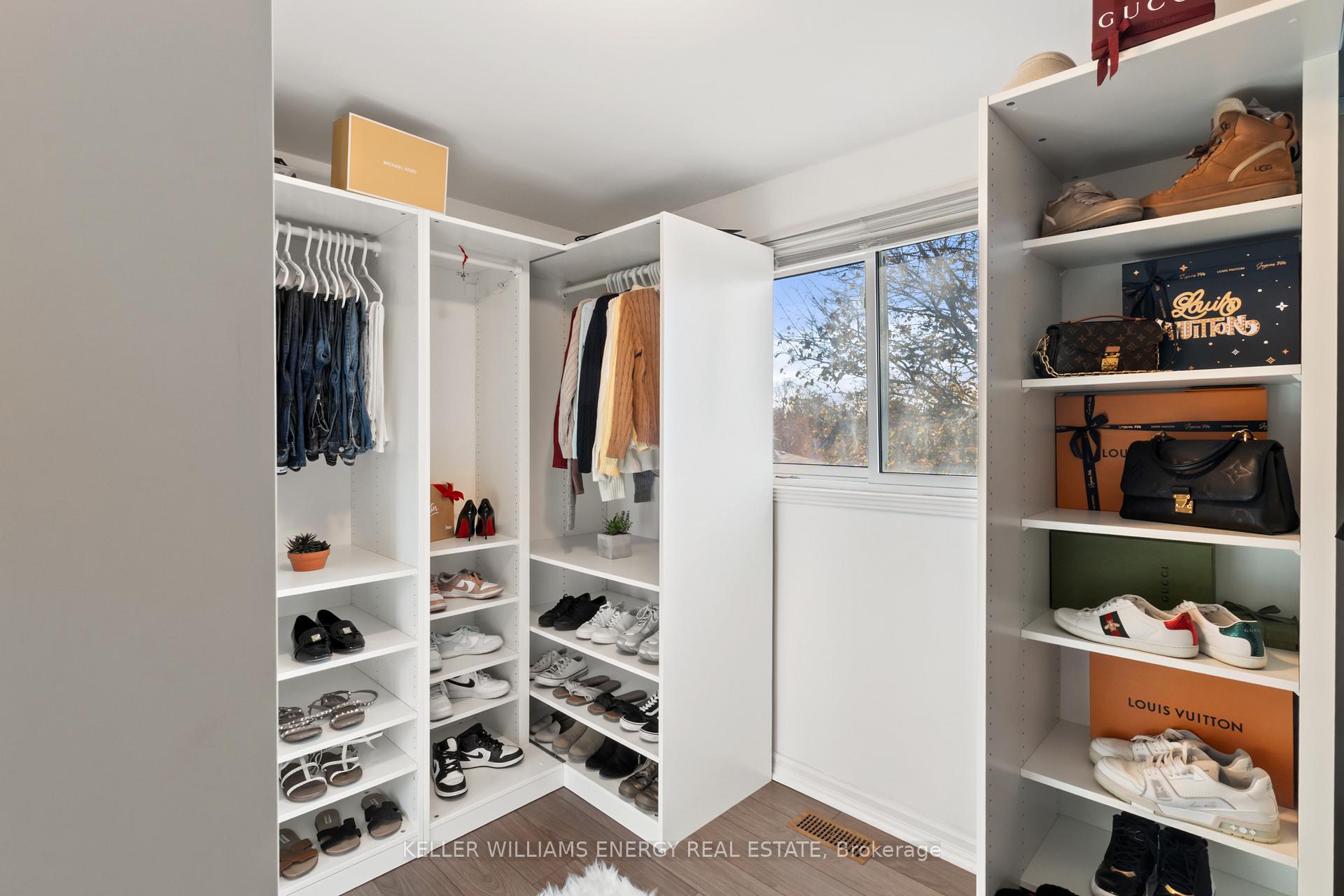 Photo 21 of 11 Hobbs Drive, Clarington, Bowmanville — HOMEH