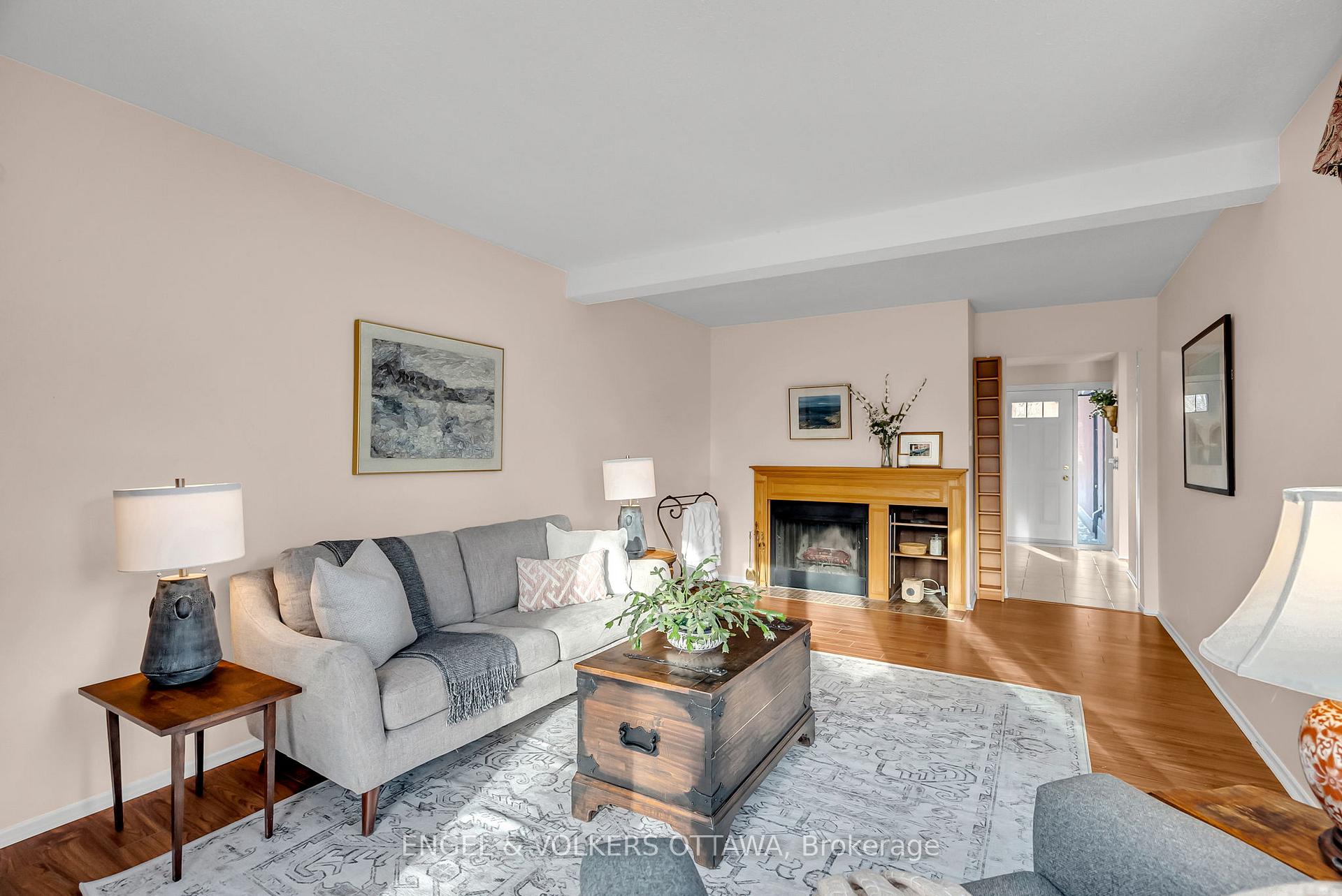 Photo 7 of Unit 52, 280 Mcclellan Road, Ottawa, Arlington Woods — HOMEH