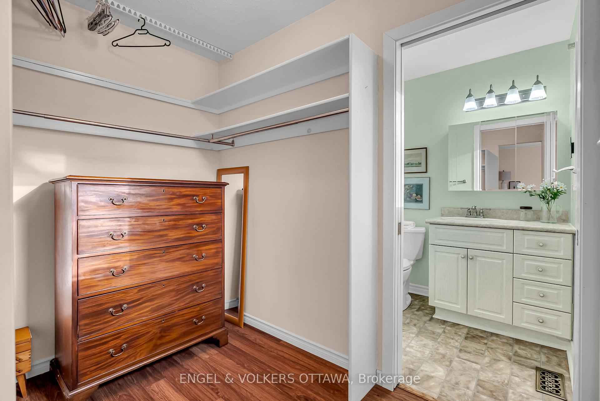 Photo 11 of Unit 52, 280 Mcclellan Road, Ottawa, Arlington Woods — HOMEH