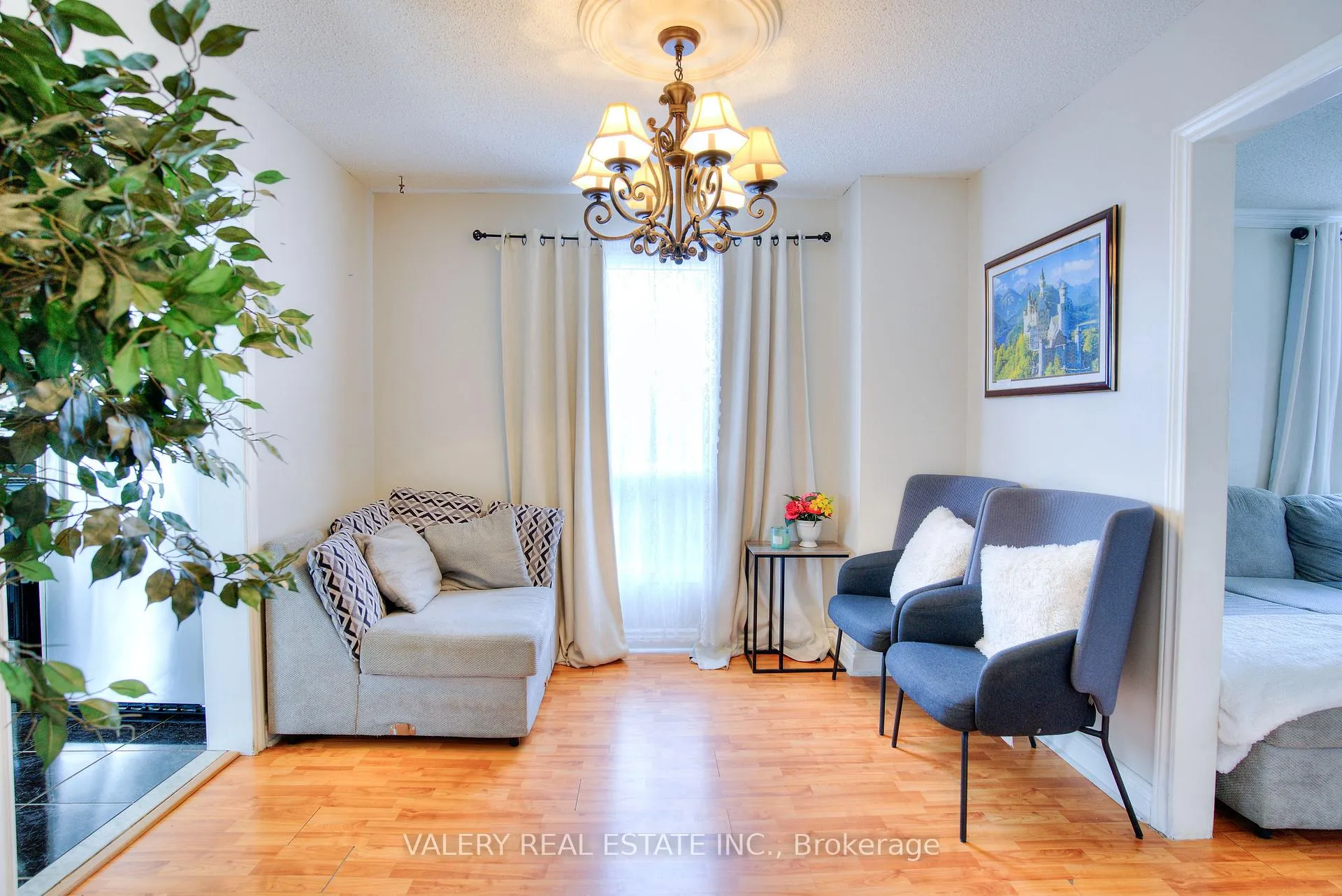 Photo 7 of 848 Attersley Dr, Oshawa, Pinecrest — HOMEH