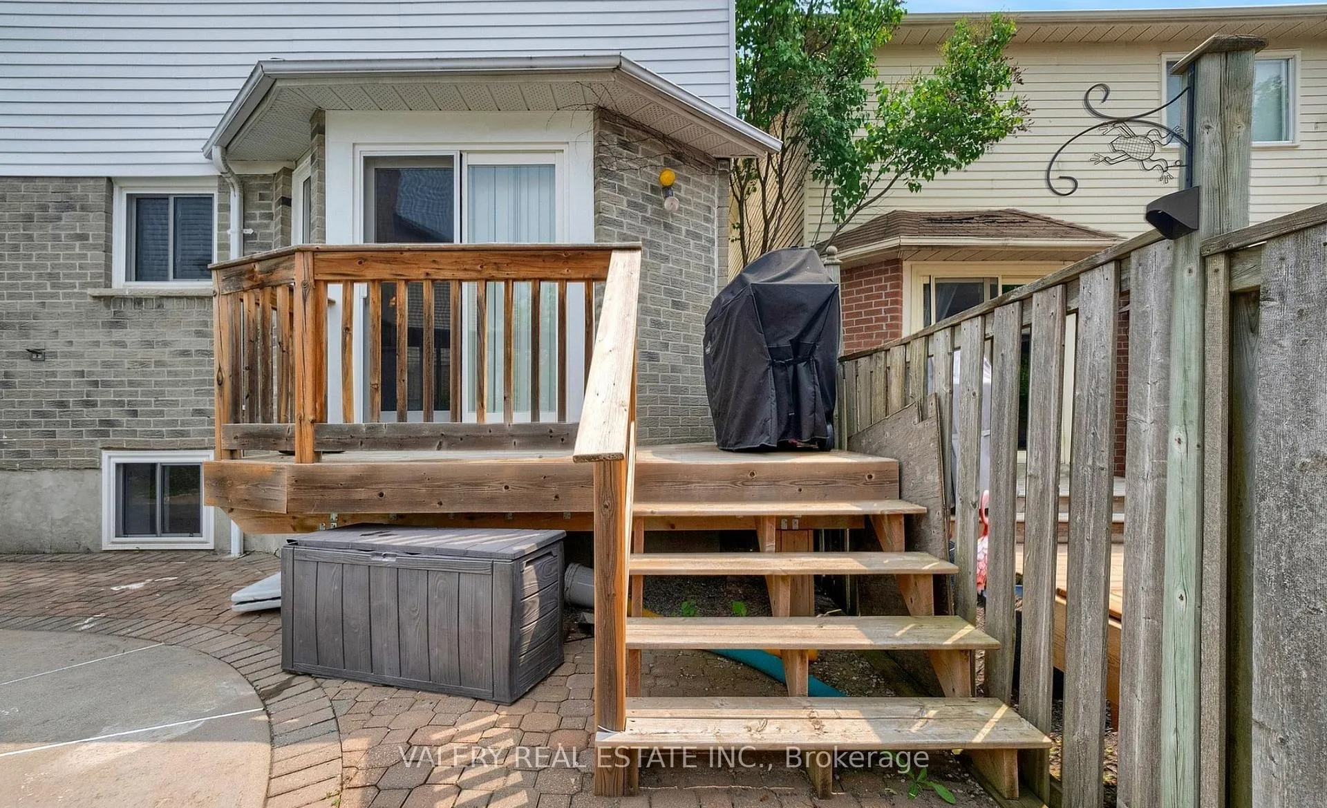 Photo 28 of 848 Attersley Dr, Oshawa, Pinecrest — HOMEH