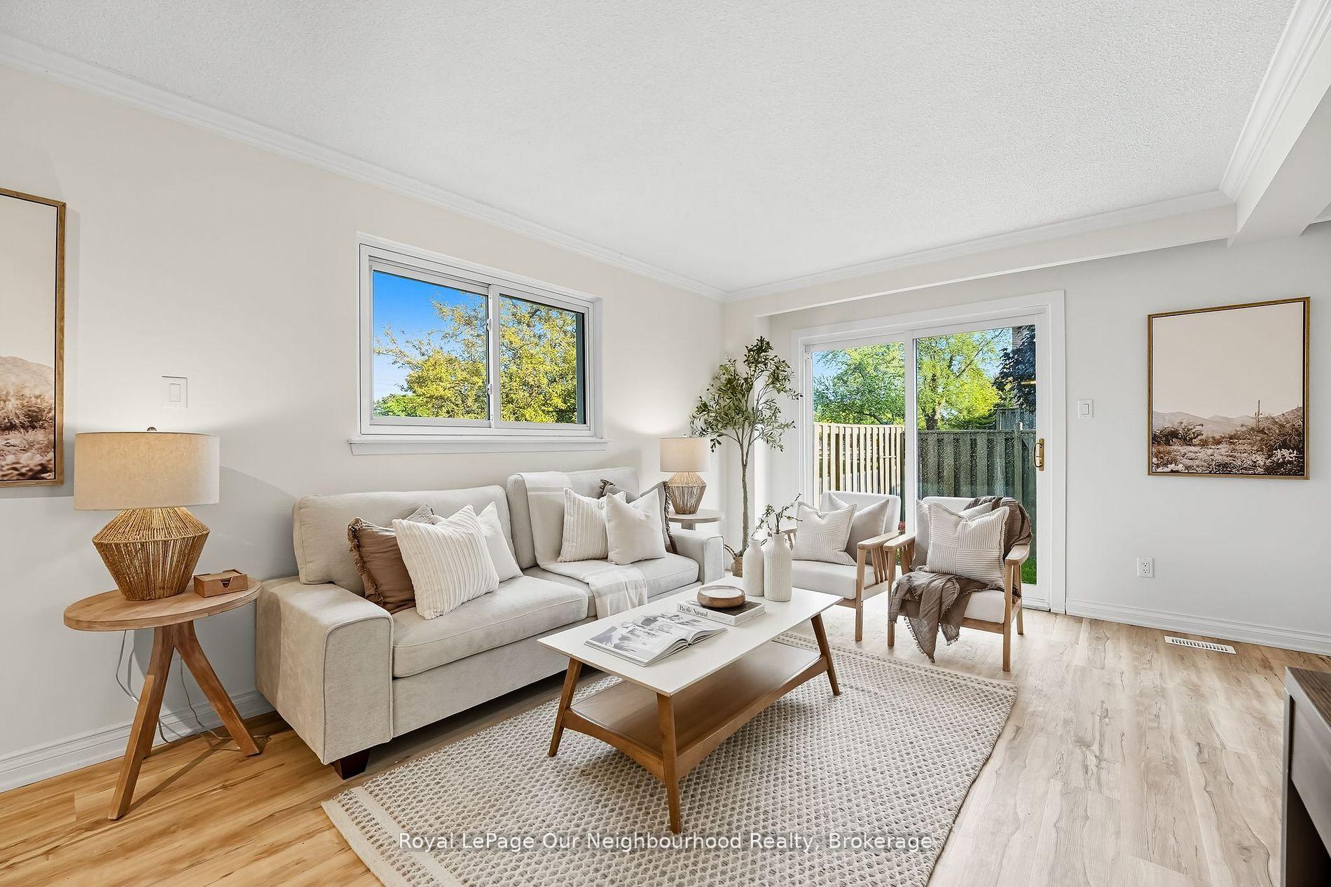 Photo 27 of 37 Robbie Crescent, Ajax, South West — HOMEH