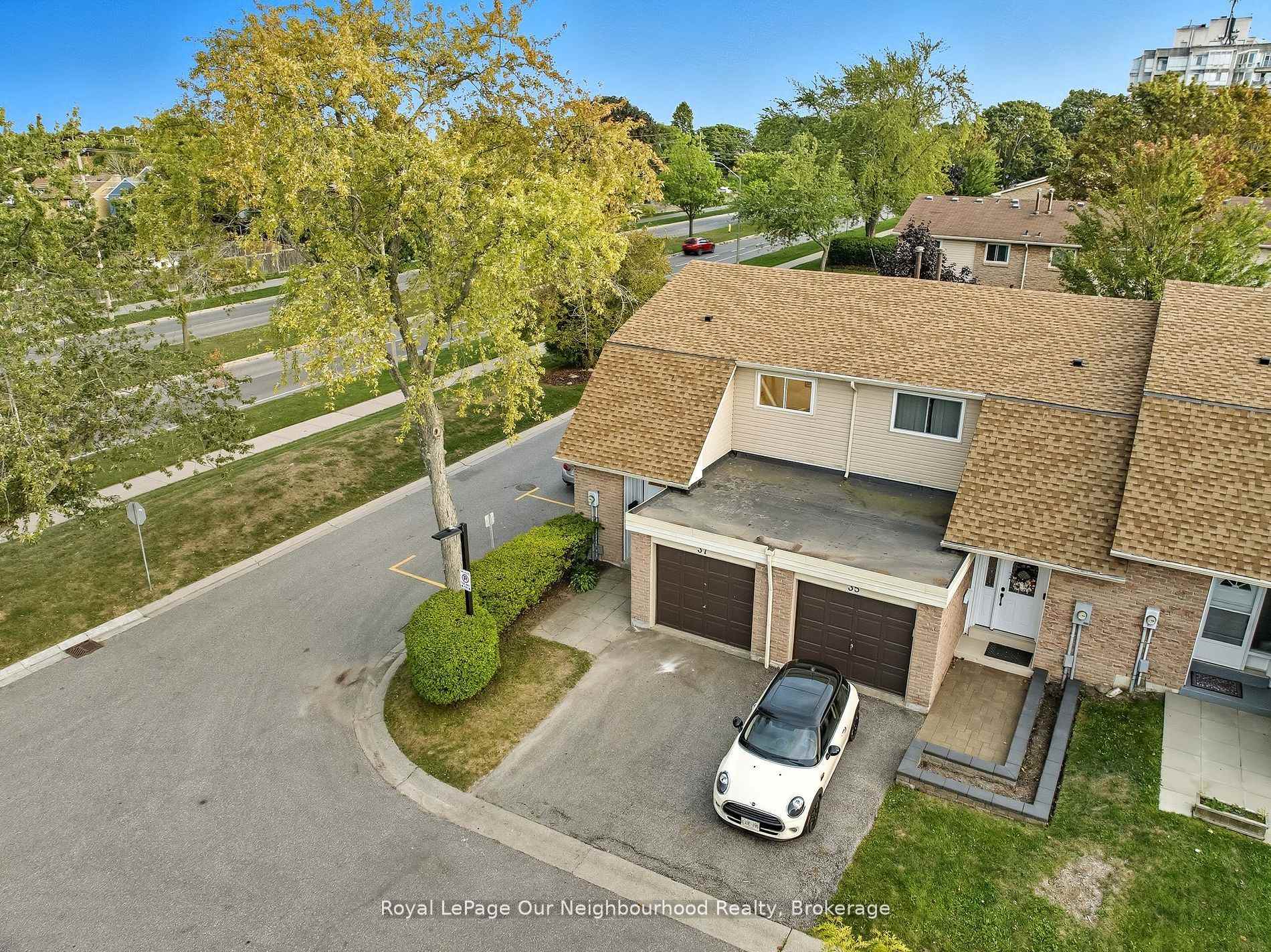 Photo 91 of 37 Robbie Crescent, Ajax, South West — HOMEH