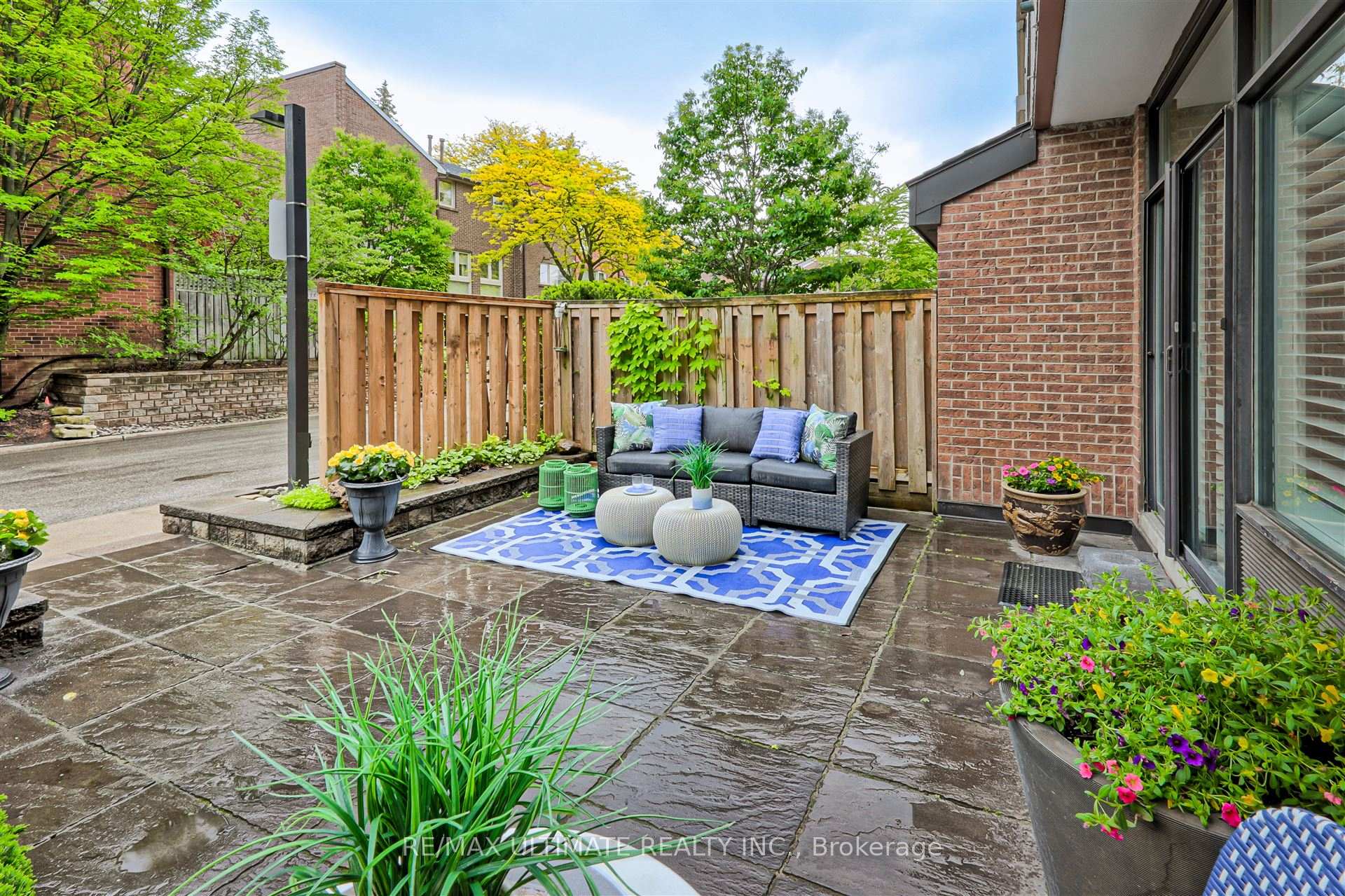 Photo 8 of Unit 307, 40 Sylvan Valleyway, Toronto, Bedford Park-Nortown — HOMEH