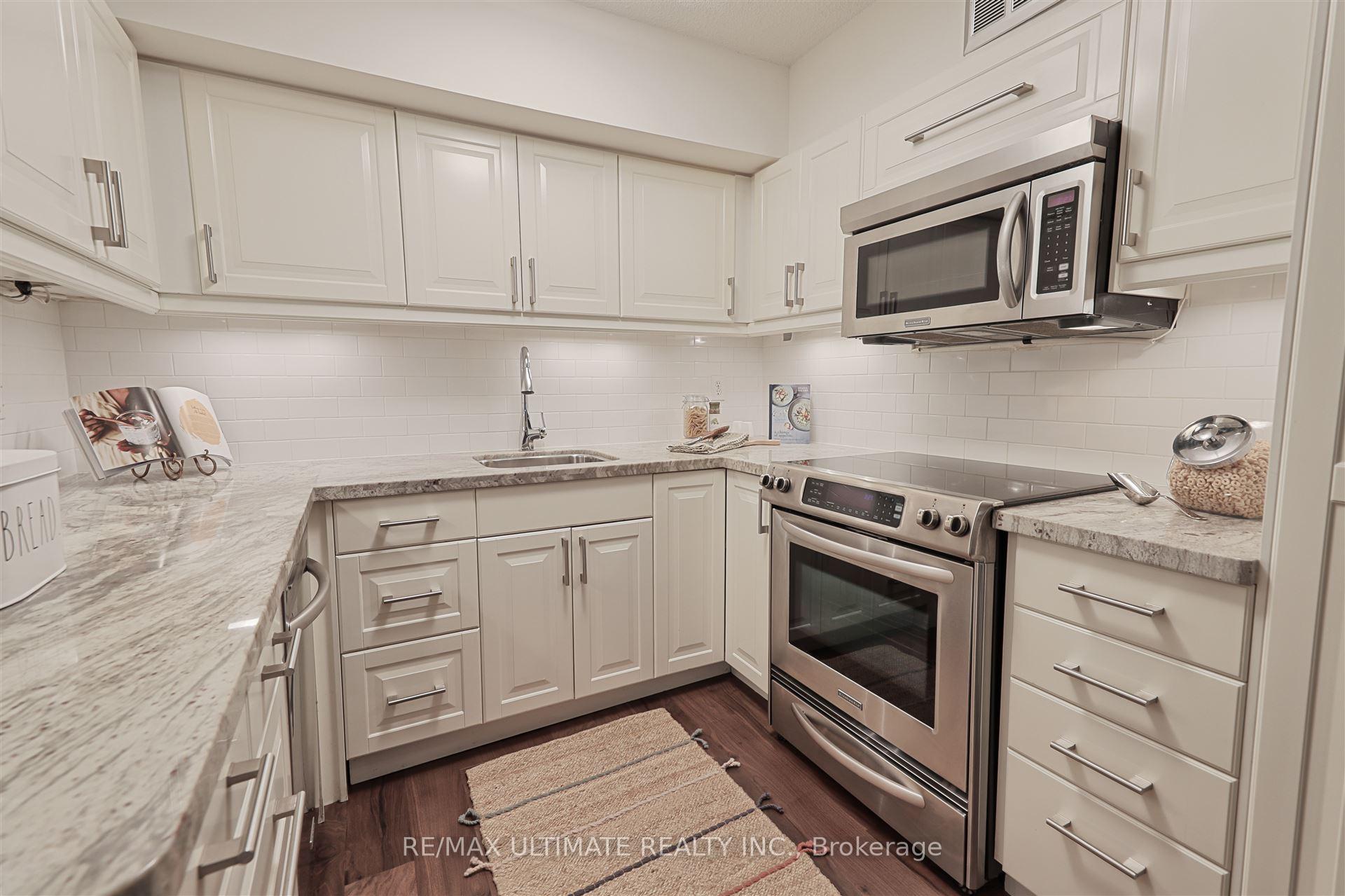Photo 14 of Unit 307, 40 Sylvan Valleyway, Toronto, Bedford Park-Nortown — HOMEH