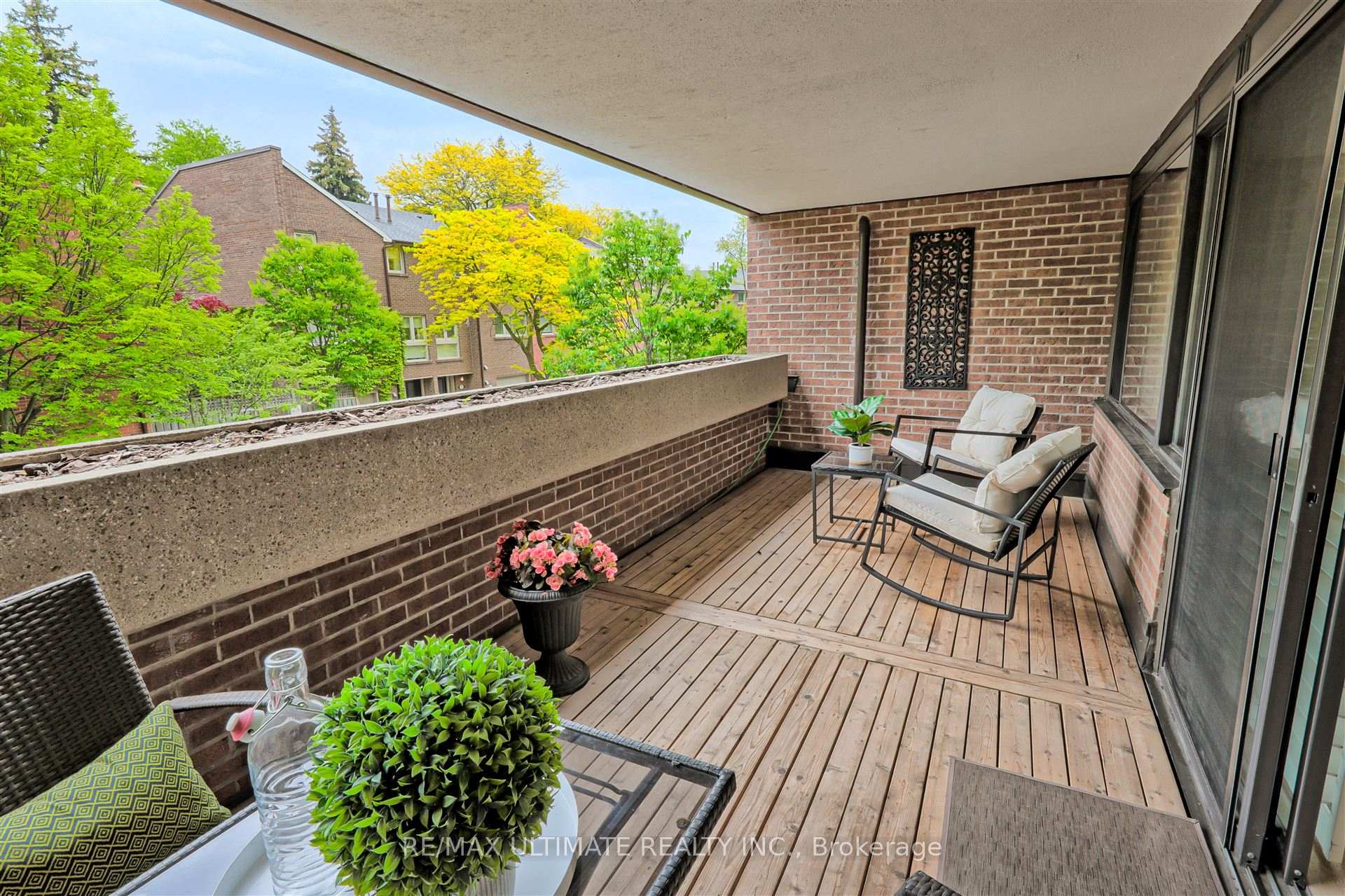 Photo 24 of Unit 307, 40 Sylvan Valleyway, Toronto, Bedford Park-Nortown — HOMEH