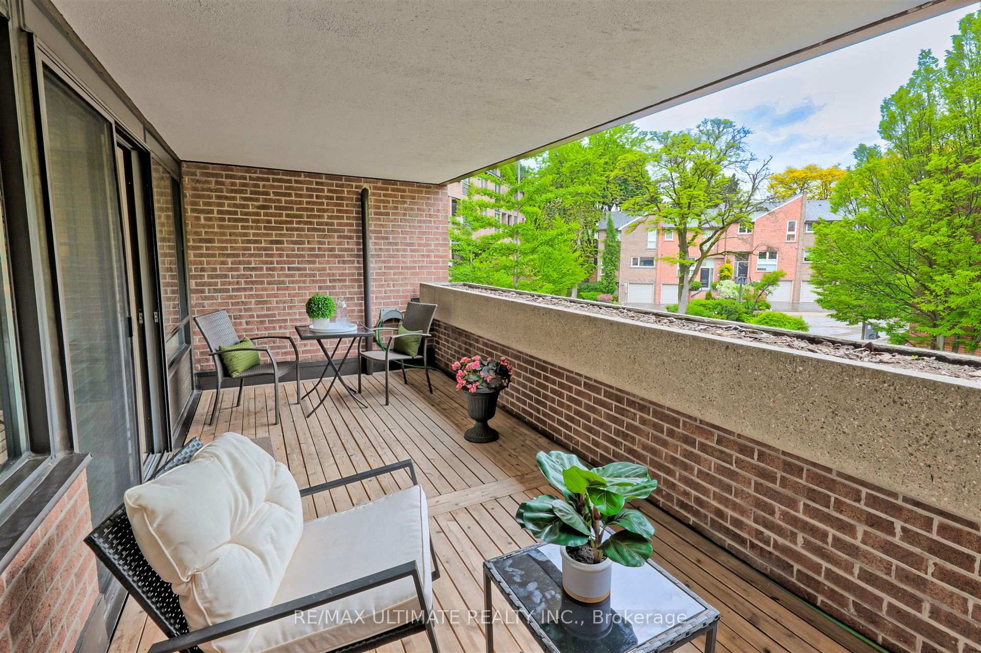 Photo 25 of Unit 307, 40 Sylvan Valleyway, Toronto, Bedford Park-Nortown — HOMEH