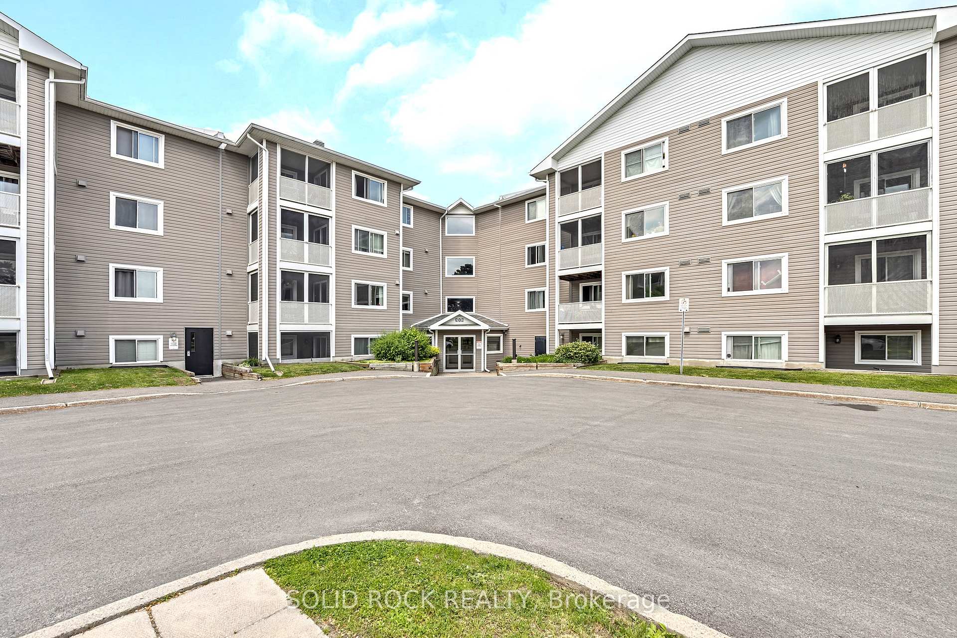 Photo 1 of Unit 124, 316 Lorry Greenberg Drive, Ottawa, Hunt Club Park/Greenboro — HOMEH