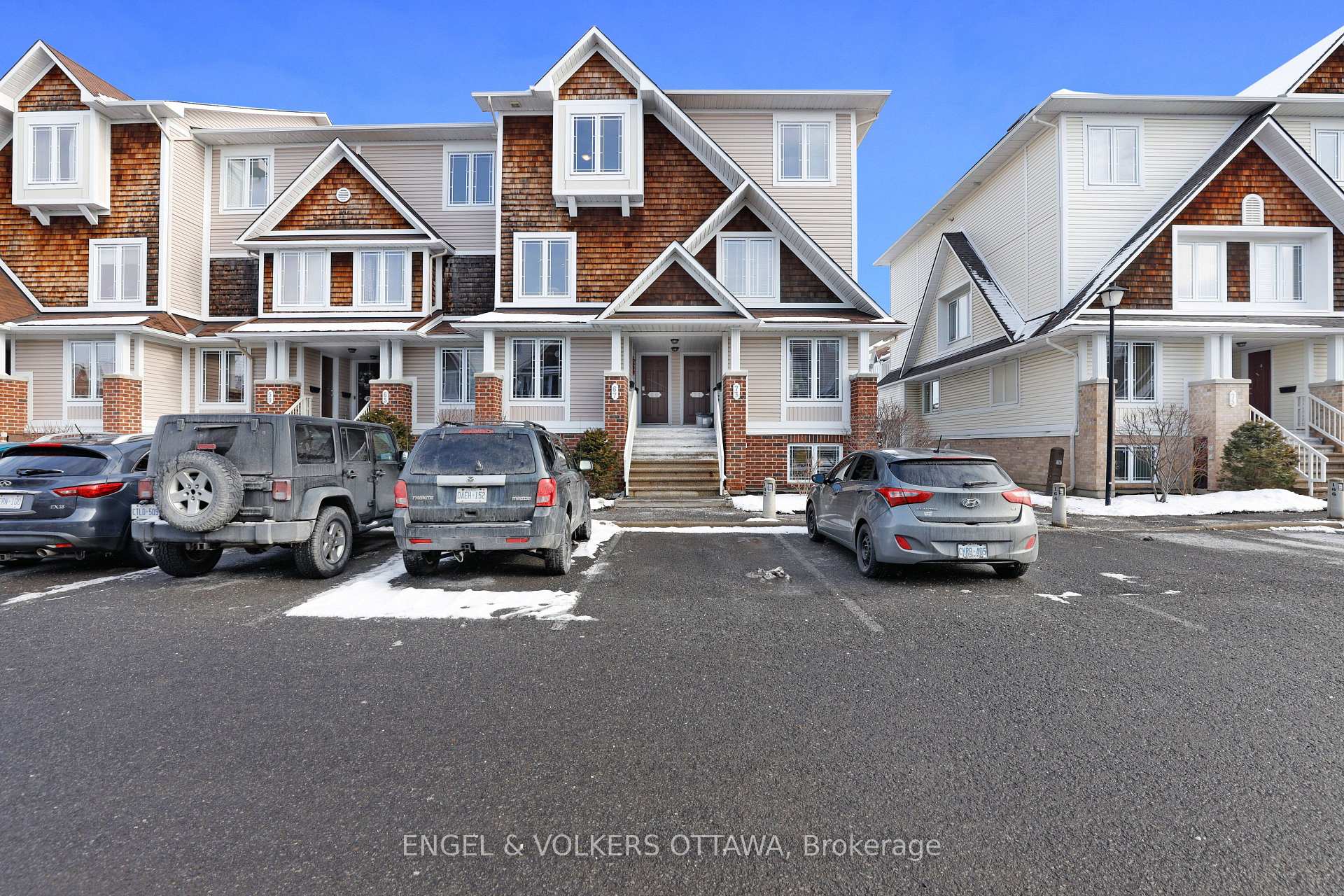 Photo 1 of 69 Crosby Private, Ottawa, Avalon East — HOMEH