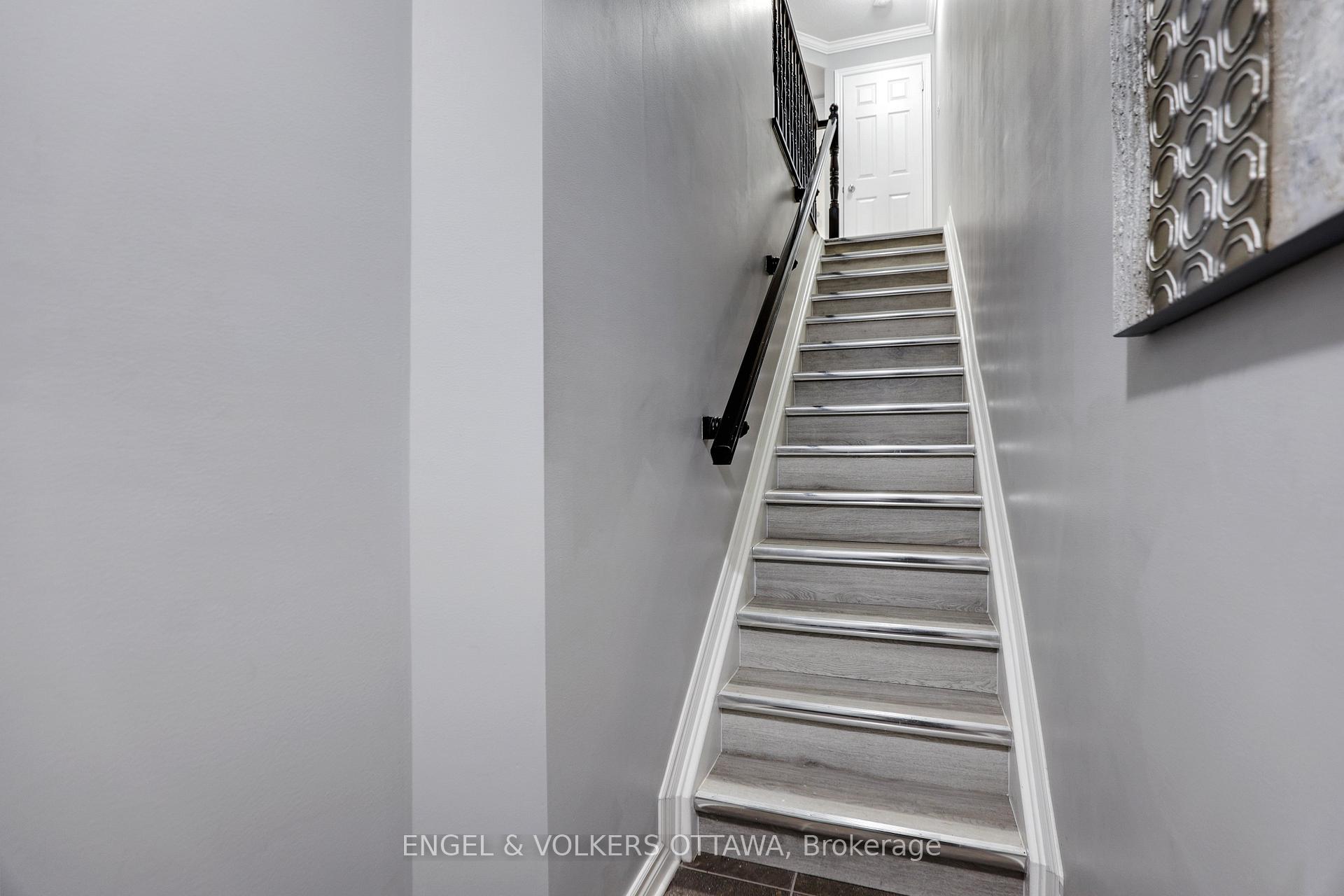Photo 6 of 69 Crosby Private, Ottawa, Avalon East — HOMEH