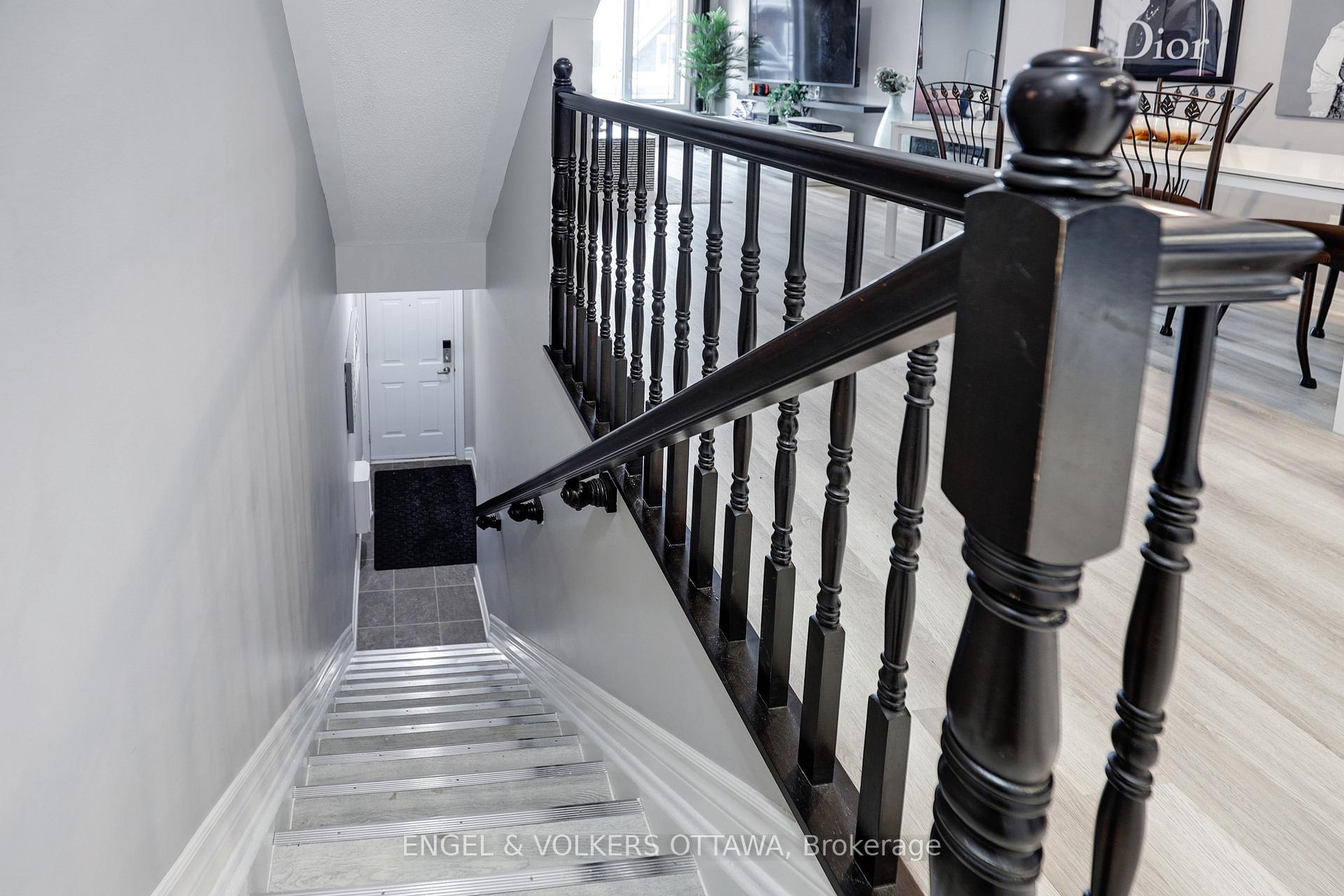 Photo 7 of 69 Crosby Private, Ottawa, Avalon East — HOMEH