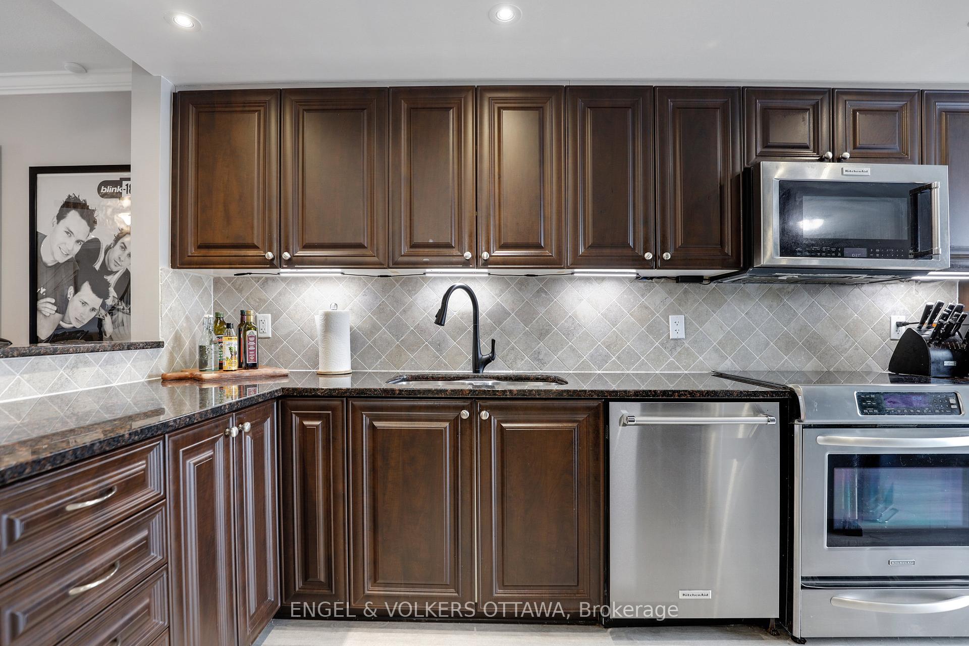 Photo 10 of 69 Crosby Private, Ottawa, Avalon East — HOMEH