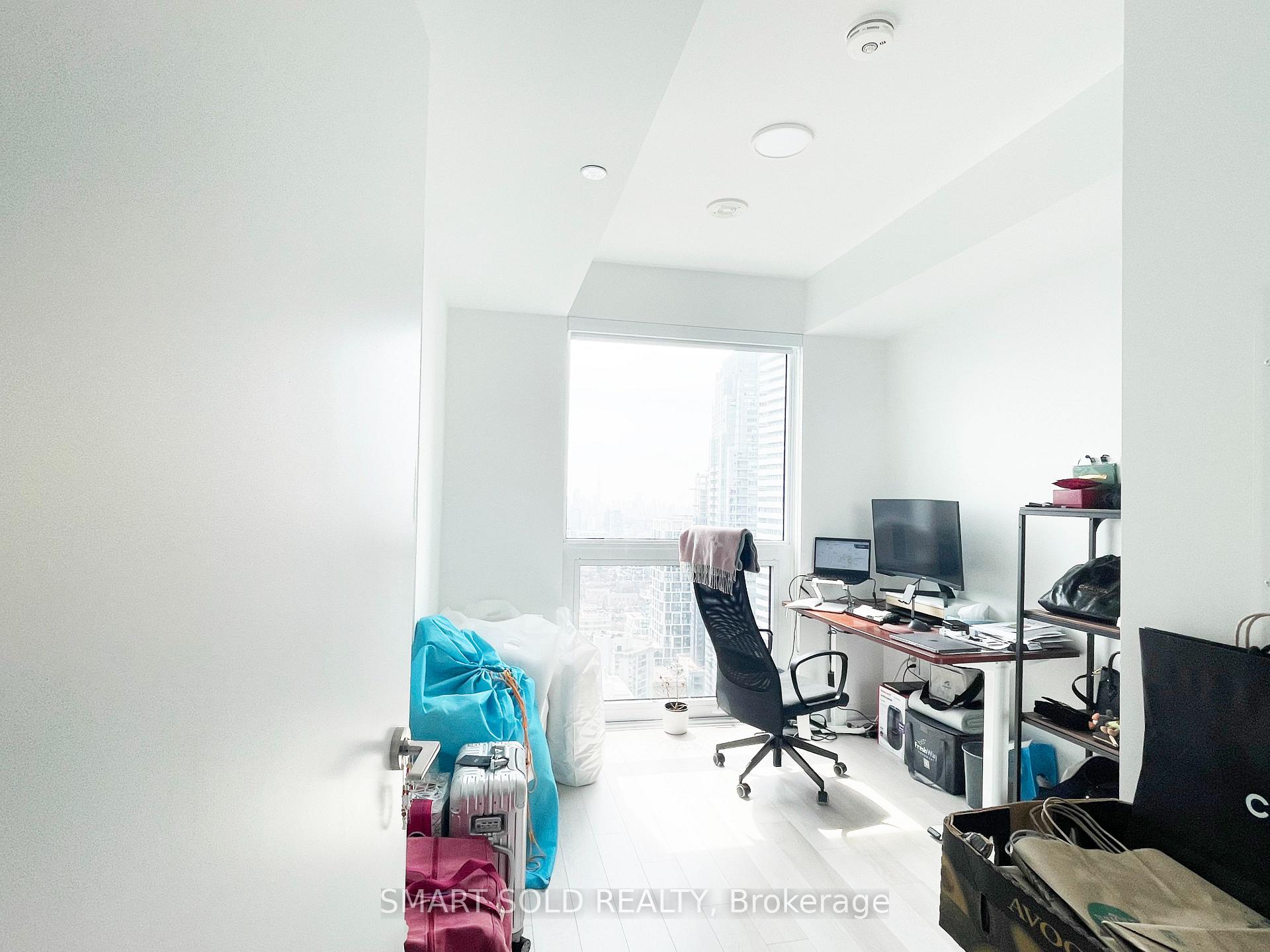 Photo 7 of Unit 3204, 39 Roehampton Avenue, Toronto, Mount Pleasant West — HOMEH