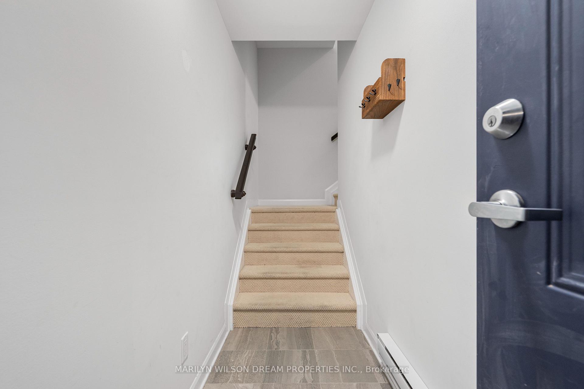 Photo 4 of Unit Unit D, 315 Eldorado Private, Ottawa, Kanata - Morgan's Grant/South March — HOMEH