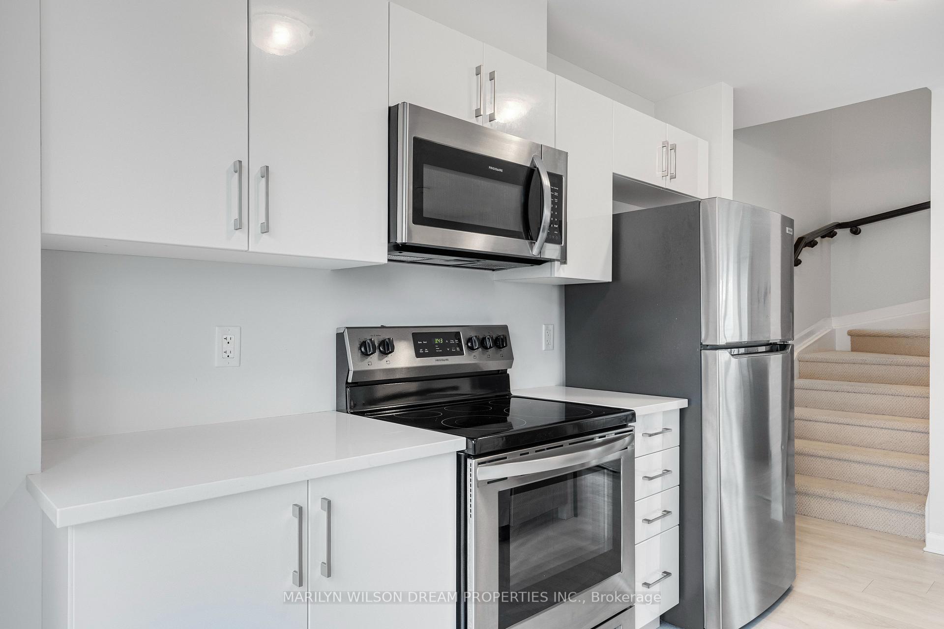 Photo 10 of Unit Unit D, 315 Eldorado Private, Ottawa, Kanata - Morgan's Grant/South March — HOMEH