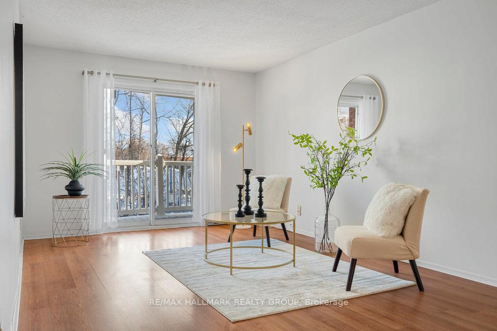 Photo 6 of Unit 208, 1099 Cadboro Road E, Ottawa, Carson Grove — HOMEH