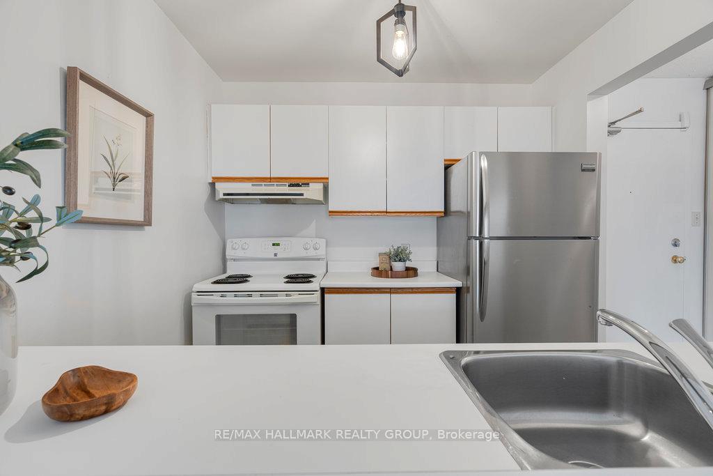 Photo 12 of Unit 208, 1099 Cadboro Road E, Ottawa, Carson Grove — HOMEH