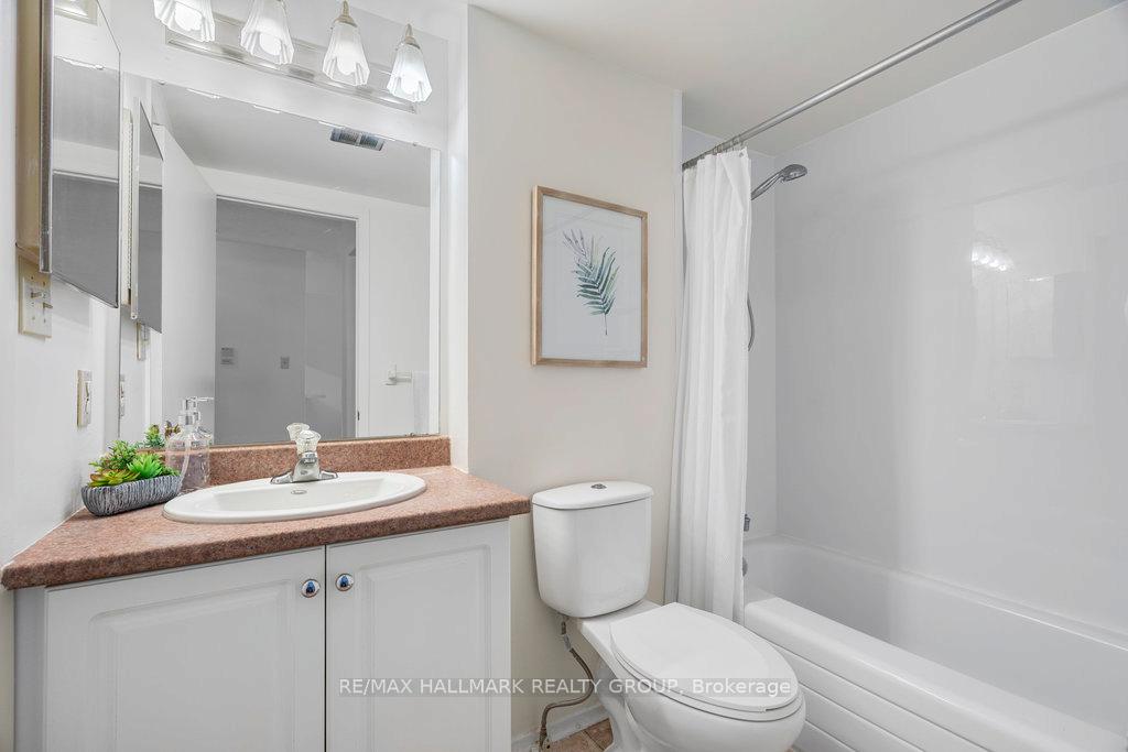Photo 19 of Unit 208, 1099 Cadboro Road E, Ottawa, Carson Grove — HOMEH