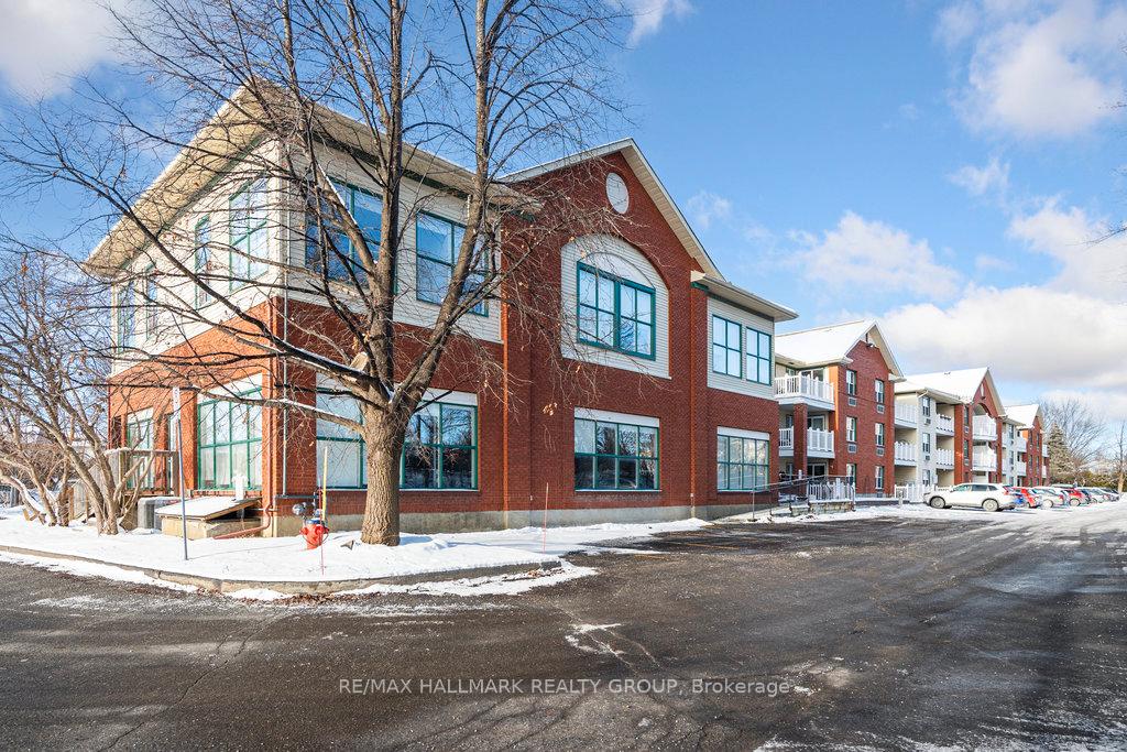 Photo 20 of Unit 208, 1099 Cadboro Road E, Ottawa, Carson Grove — HOMEH