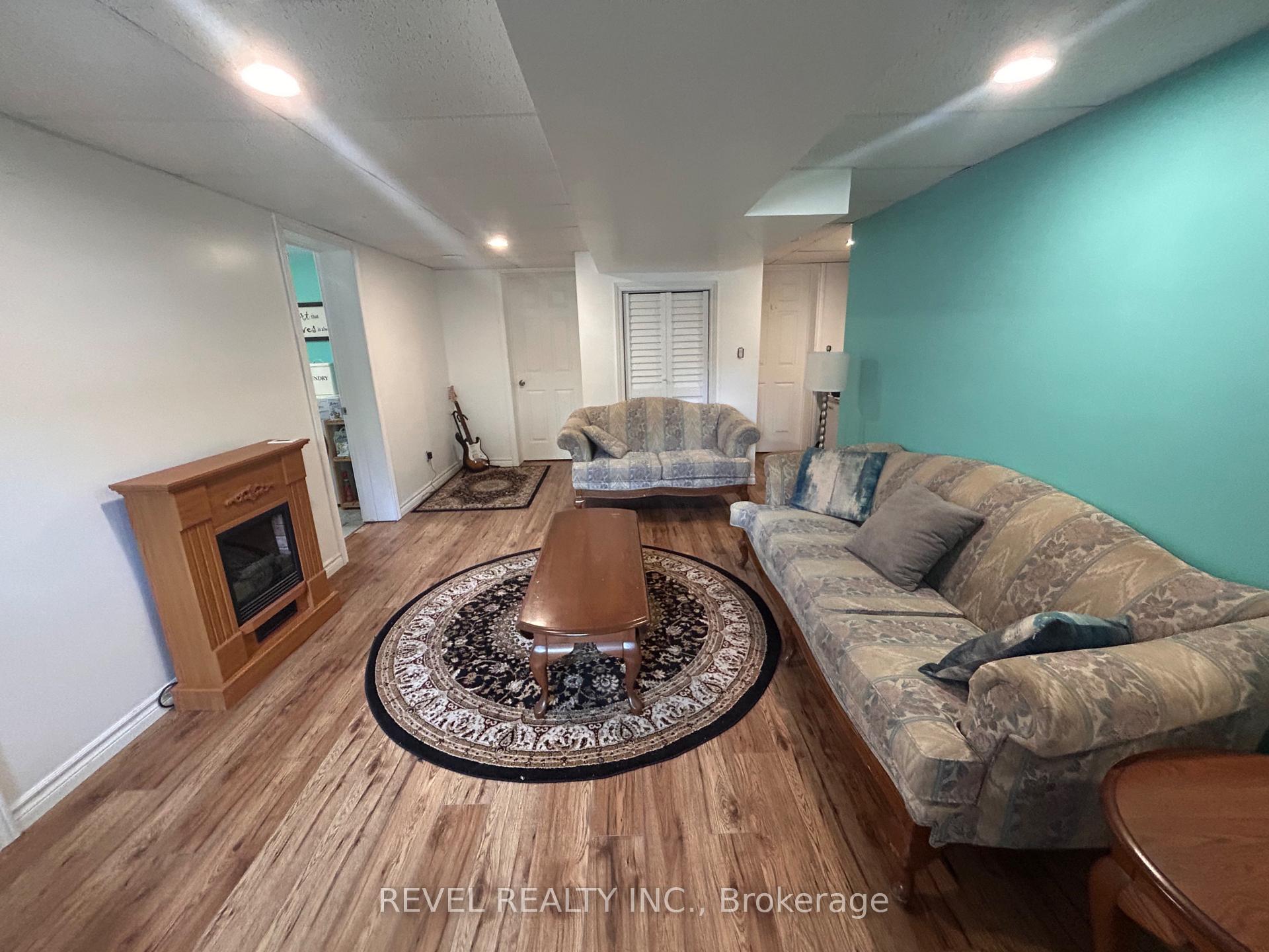 Photo 27 of 303 Fourth Avenue, Cochrane — HOMEH