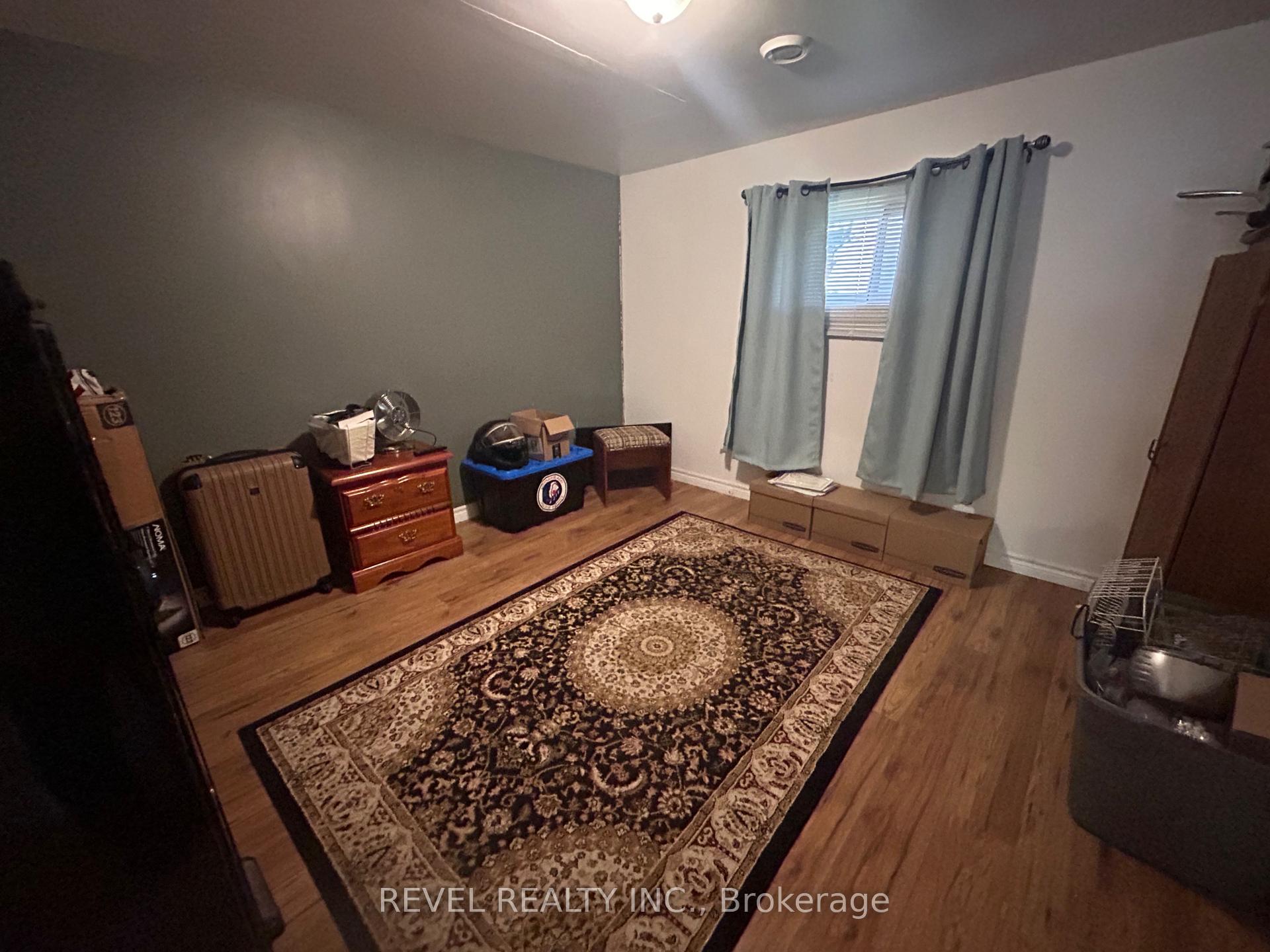 Photo 26 of 303 Fourth Avenue, Cochrane — HOMEH