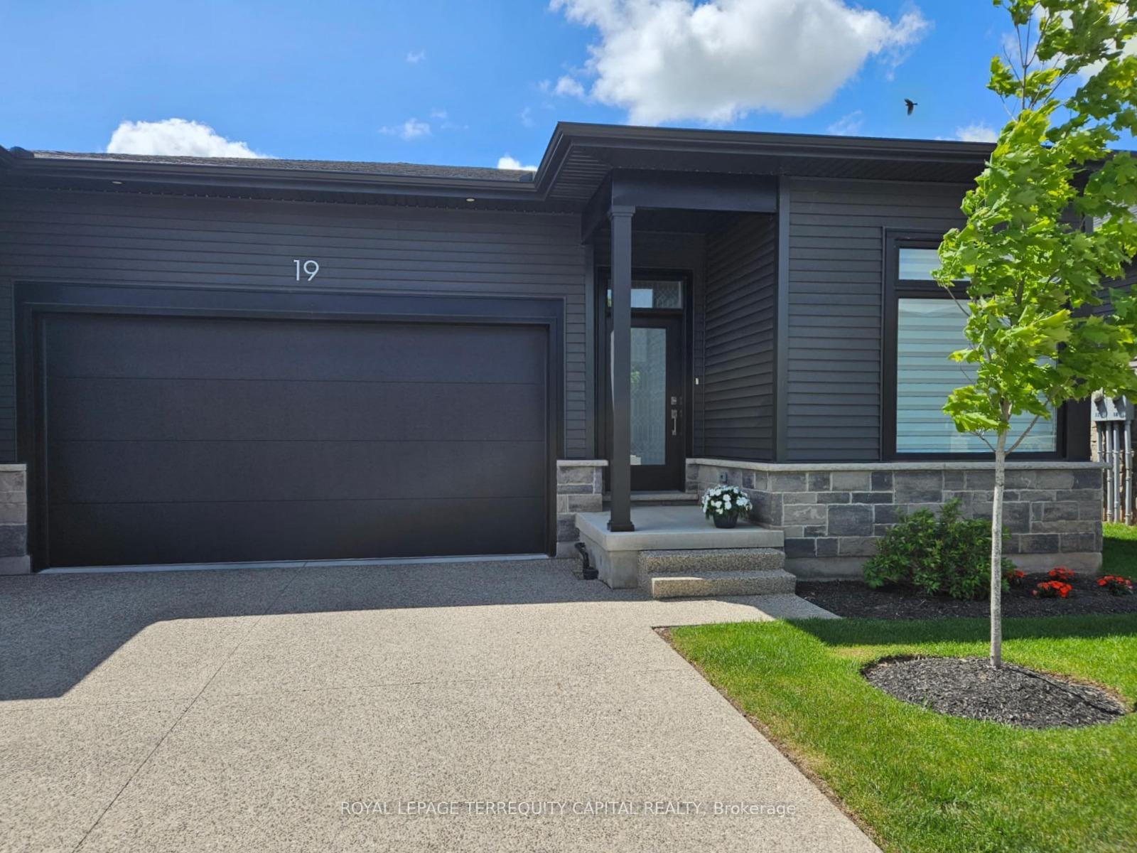 Front of Unit 19, 8974 Willoughby Drive
