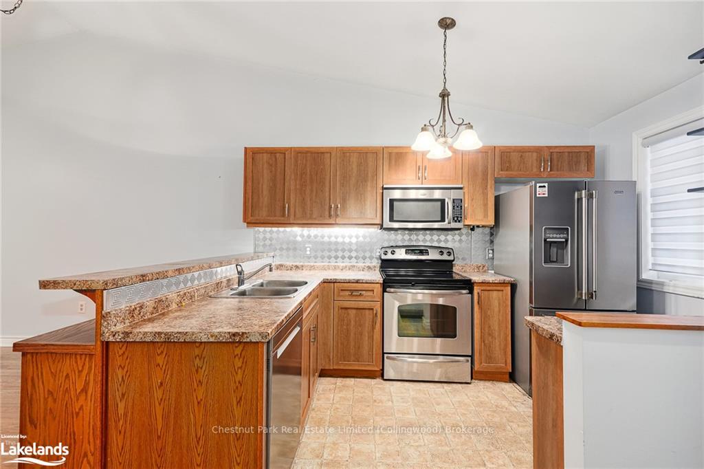 Photo 7 of Unit 6, 346 Peel Street, Collingwood — HOMEH