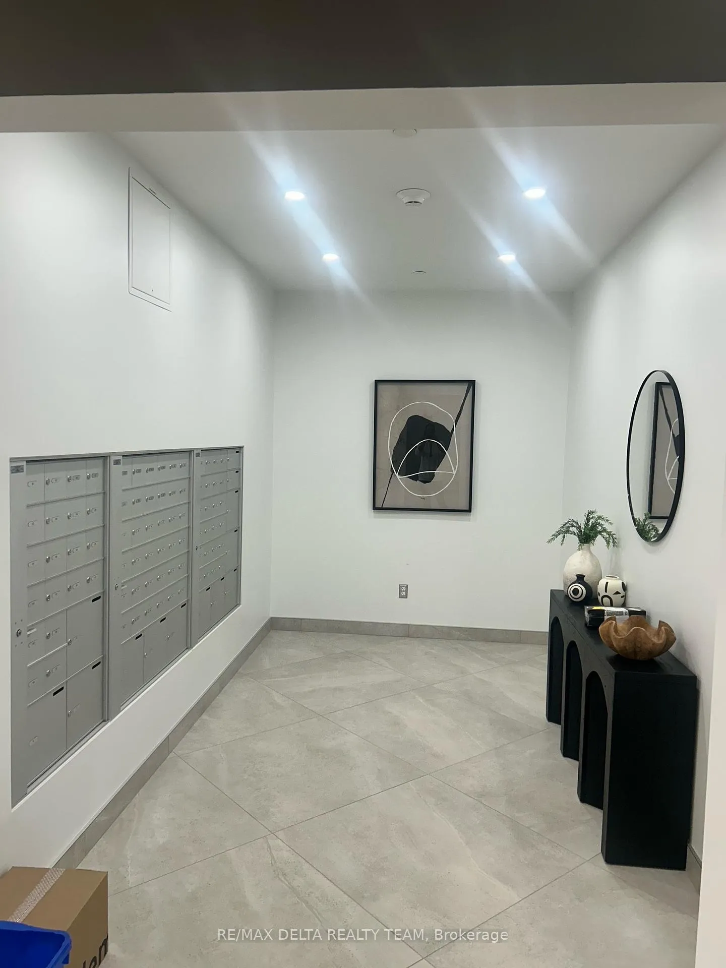 Photo 4 of Unit 106, 360 Deschatelets Avenue, Ottawa, Ottawa East — HOMEH
