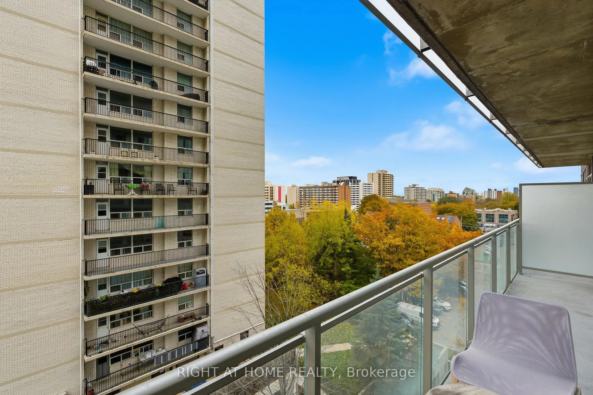 Photo 14 of Unit 511, 83 Redpath Avenue, Toronto, Mount Pleasant East — HOMEH