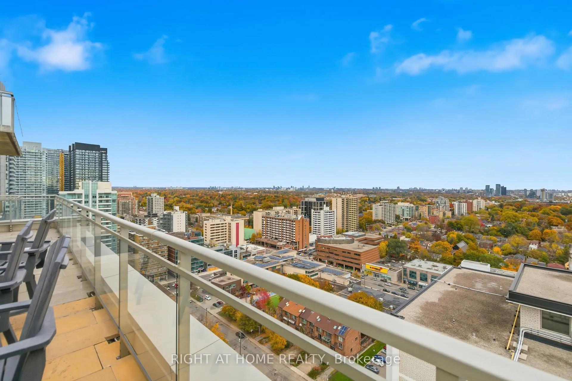 Photo 18 of Unit 511, 83 Redpath Avenue, Toronto, Mount Pleasant East — HOMEH