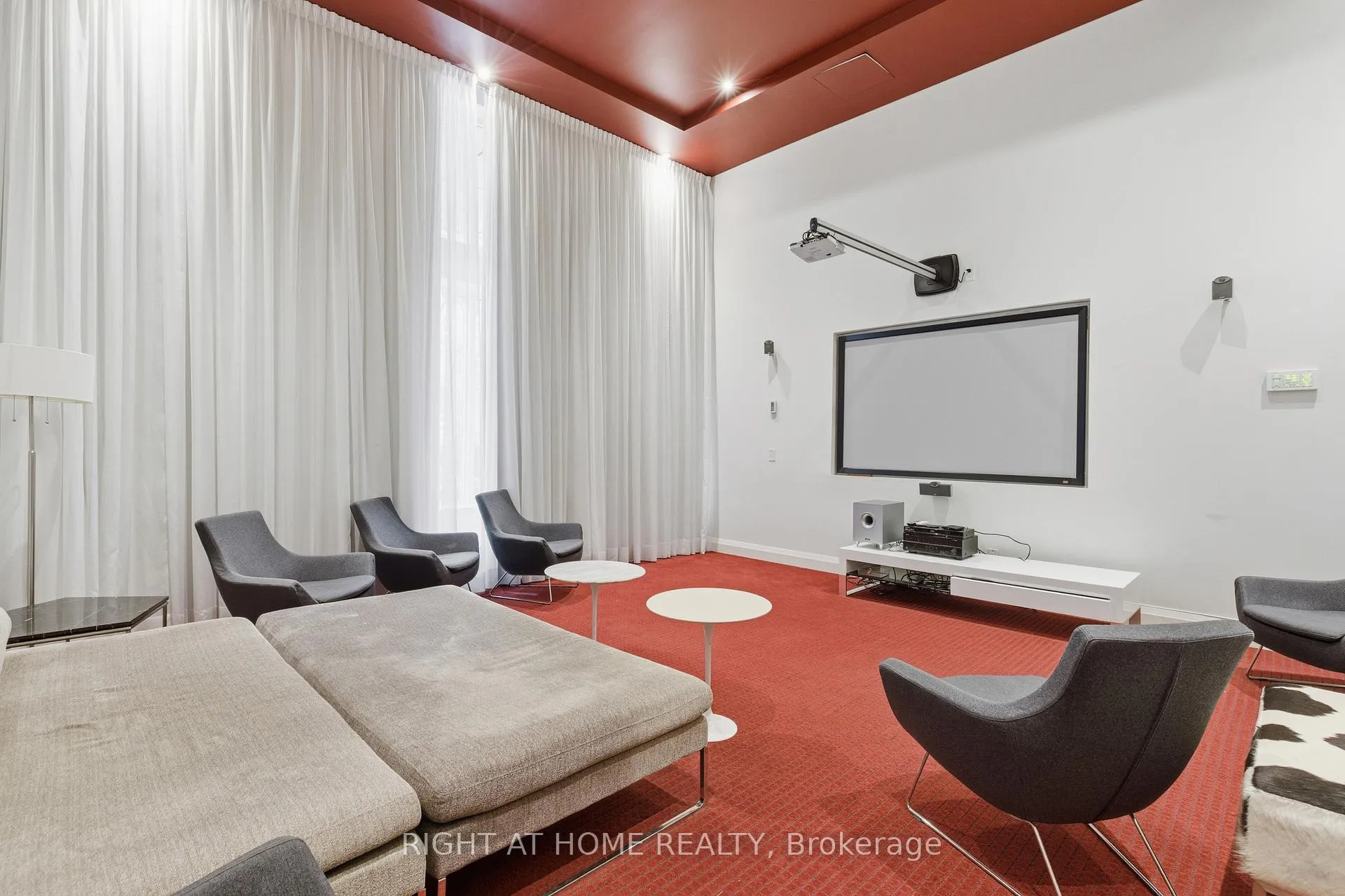 Photo 25 of Unit 511, 83 Redpath Avenue, Toronto, Mount Pleasant East — HOMEH