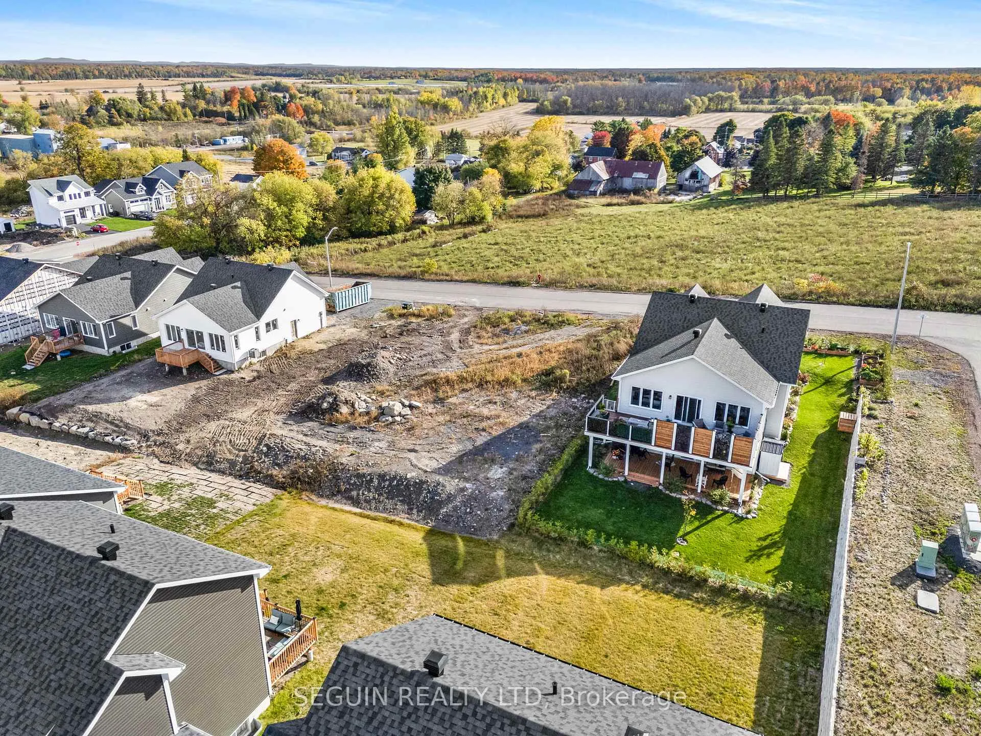 Photo 6 of 195 Higginson Street, Champlain, Vankleek Hill — HOMEH