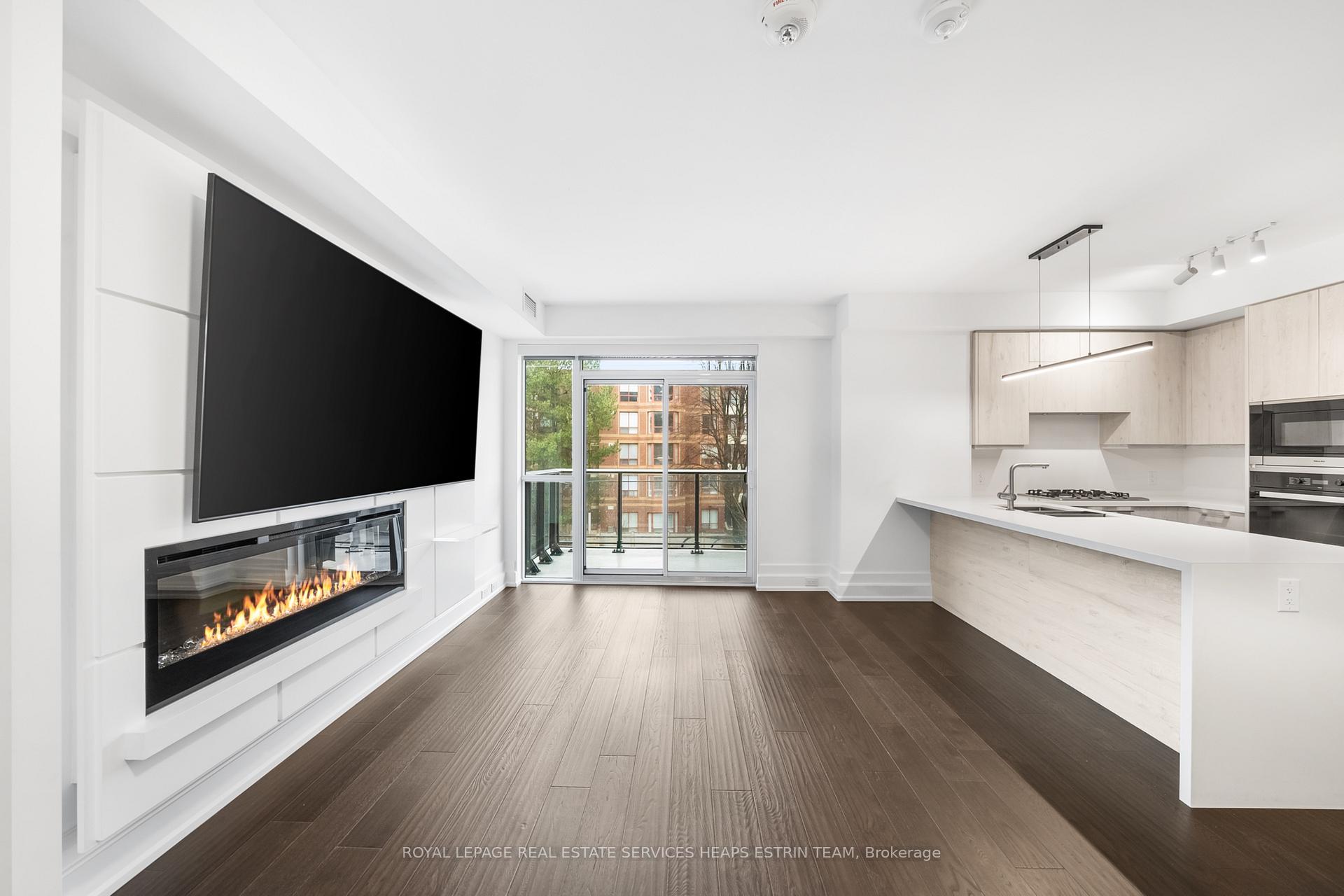 Photo 7 of Unit 305, 3 Southvale Drive, Toronto, Leaside — HOMEH
