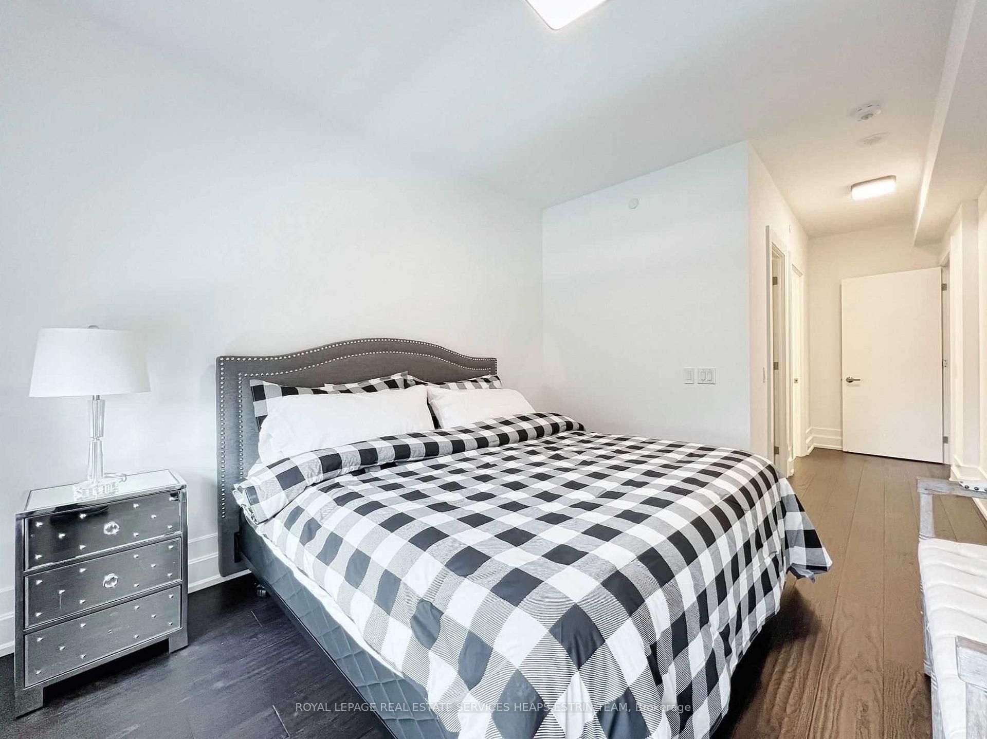 Photo 15 of Unit 305, 3 Southvale Drive, Toronto, Leaside — HOMEH