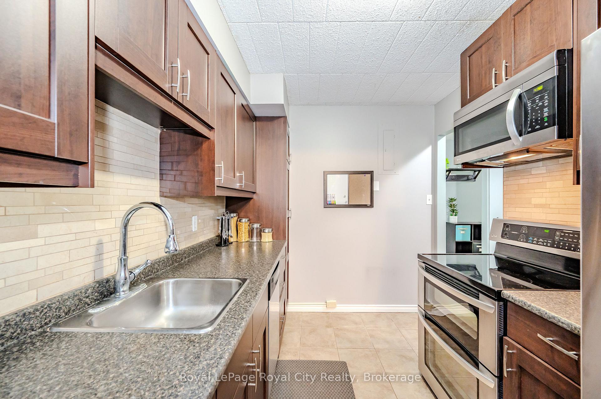 Front of Unit 511, 105 Conroy Crescent